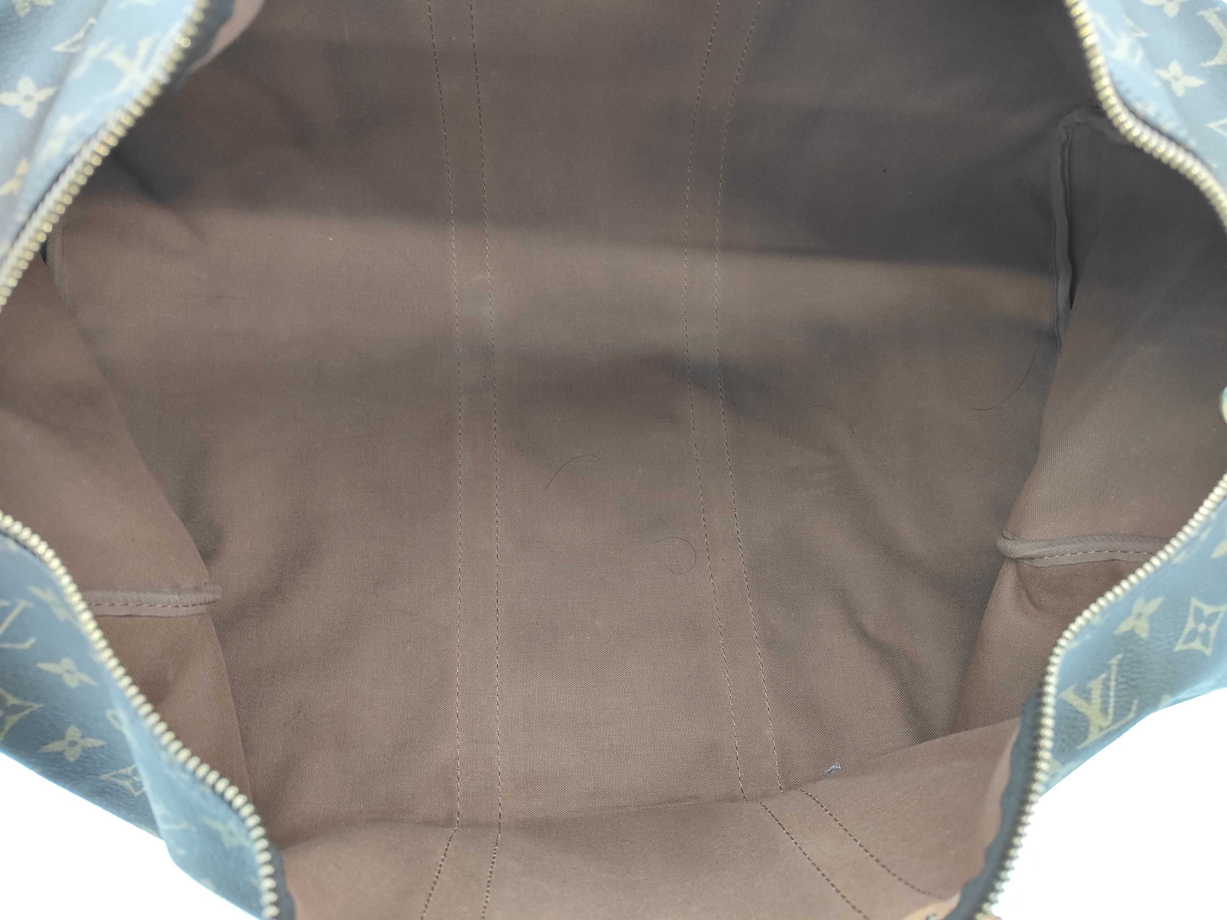LV Keepall 55 Boston Bag — view 9