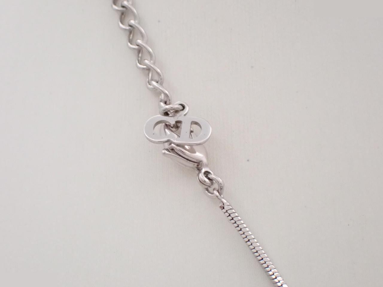 Necklace, with box, chain approximately 42cm. — view 2