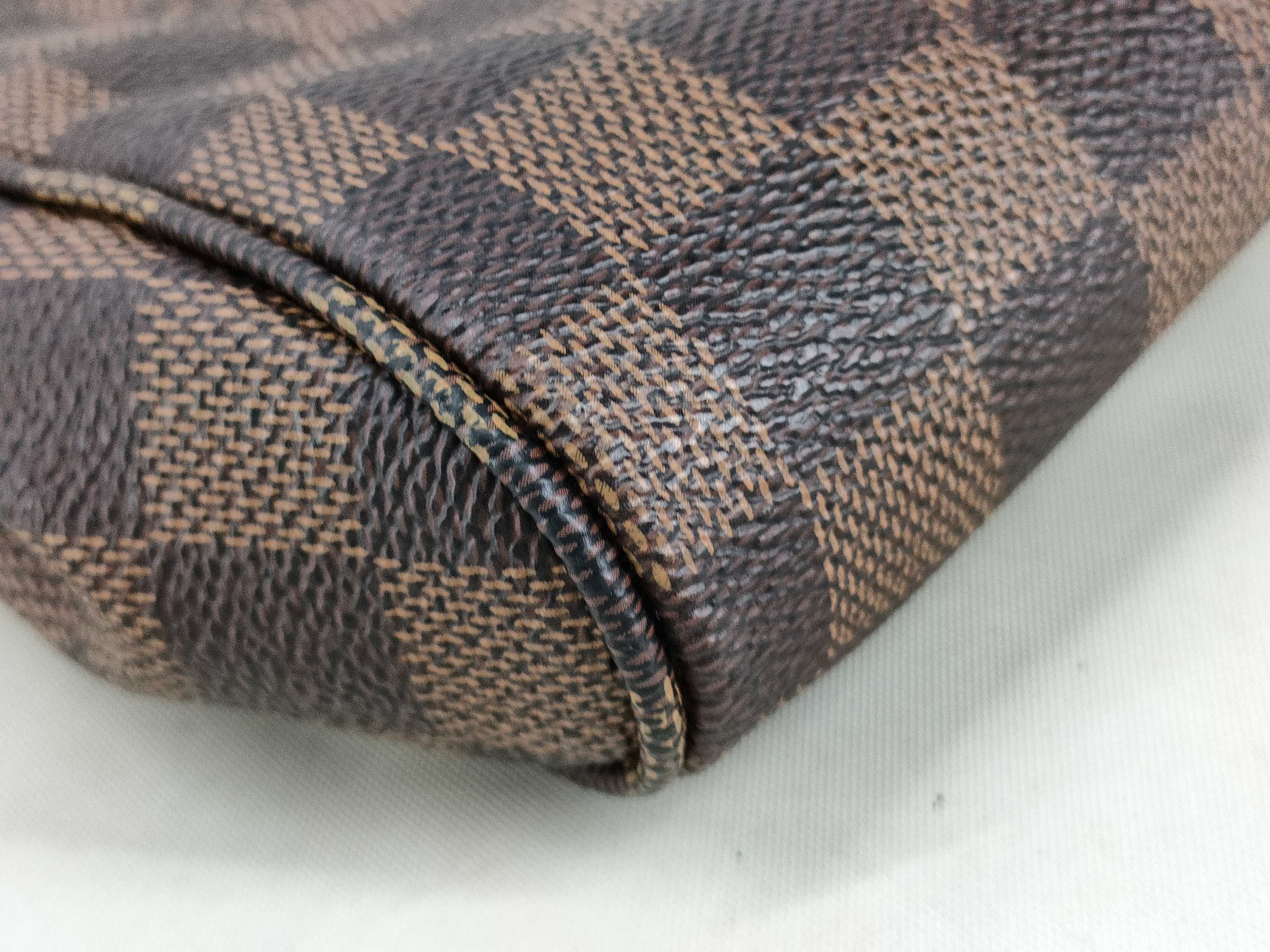 Damier Favorite PM N41276 DU2169 Shoulder Bag — view 4