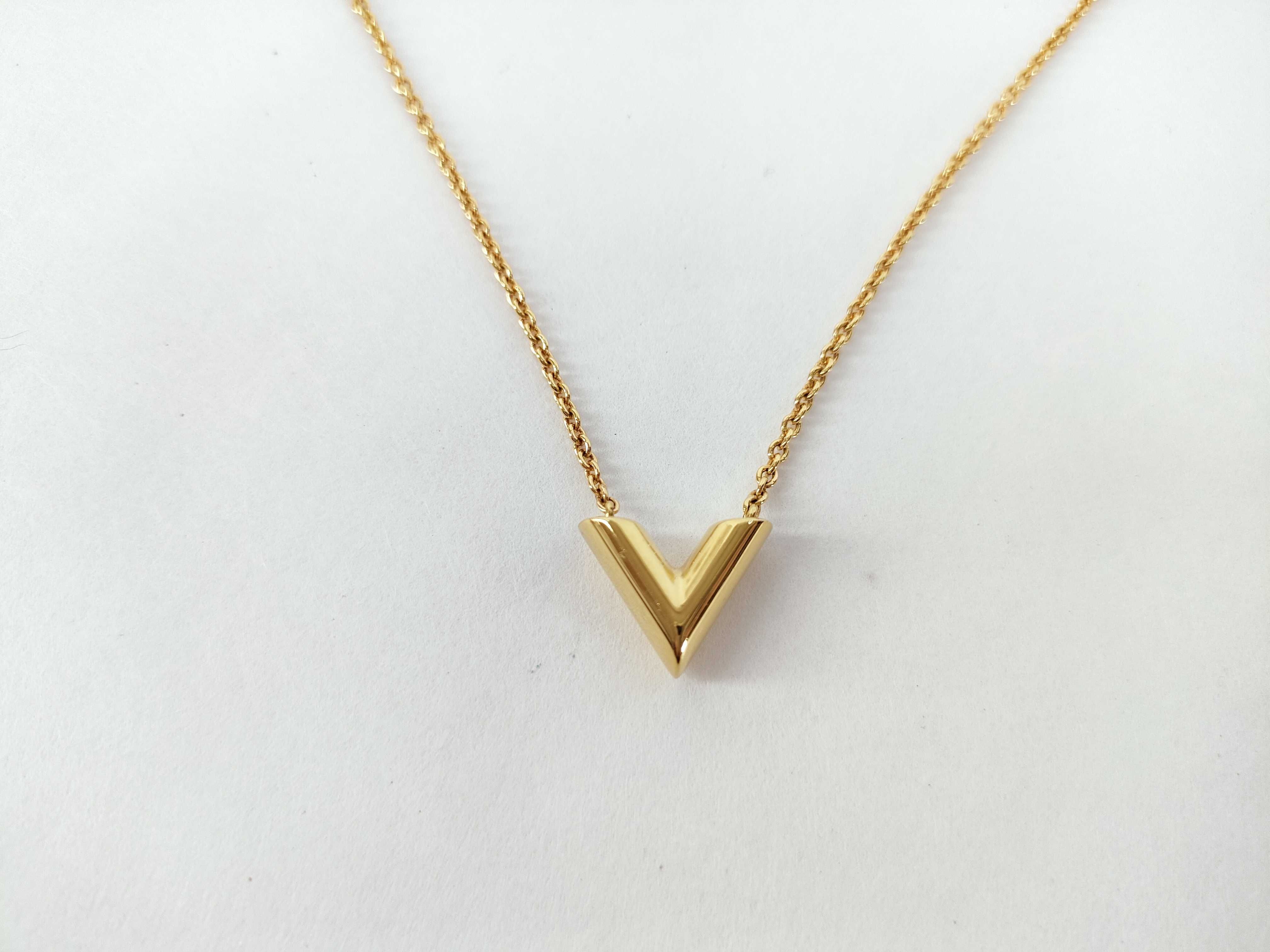 Essential V Necklace — view 2
