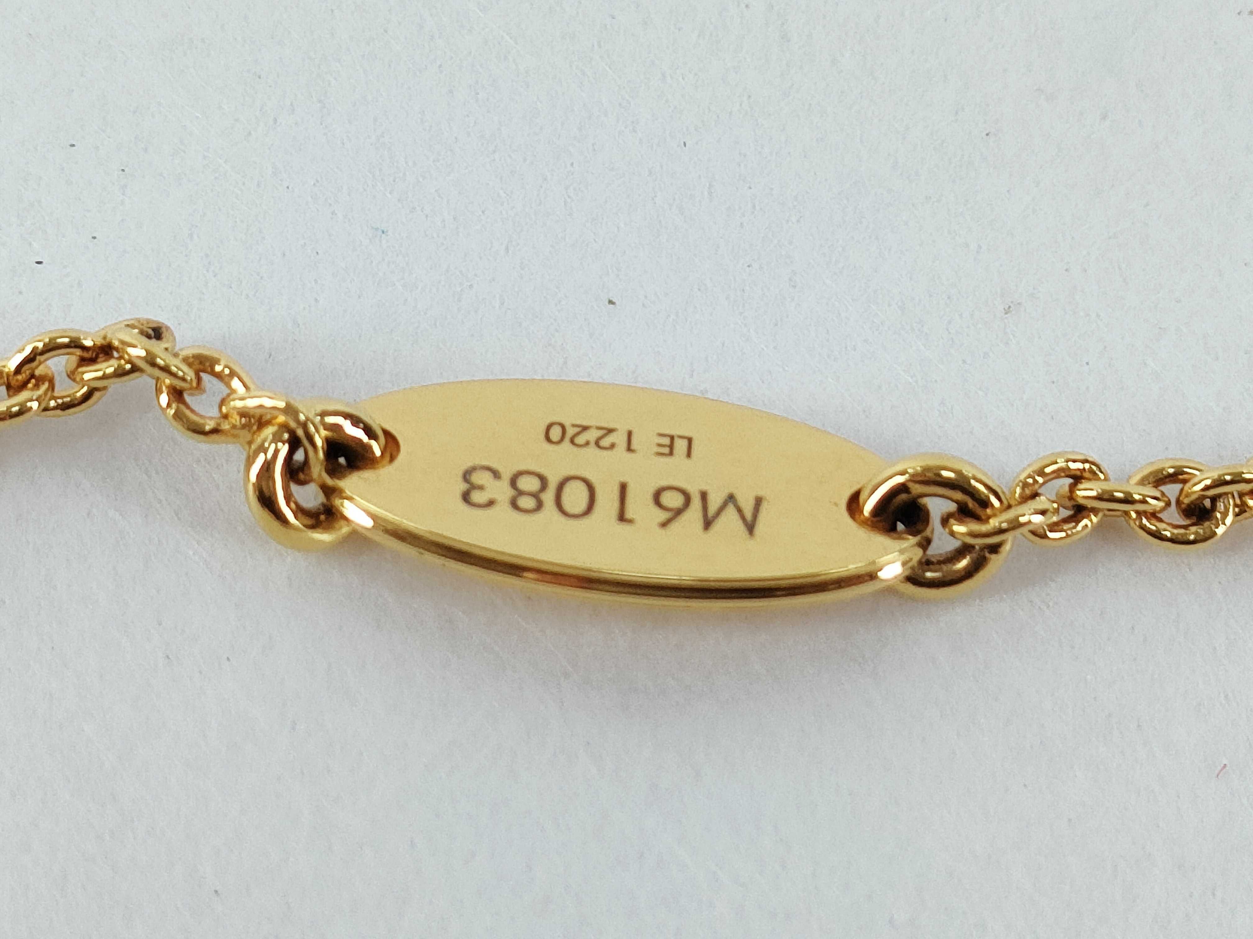 Essential V Necklace — view 6