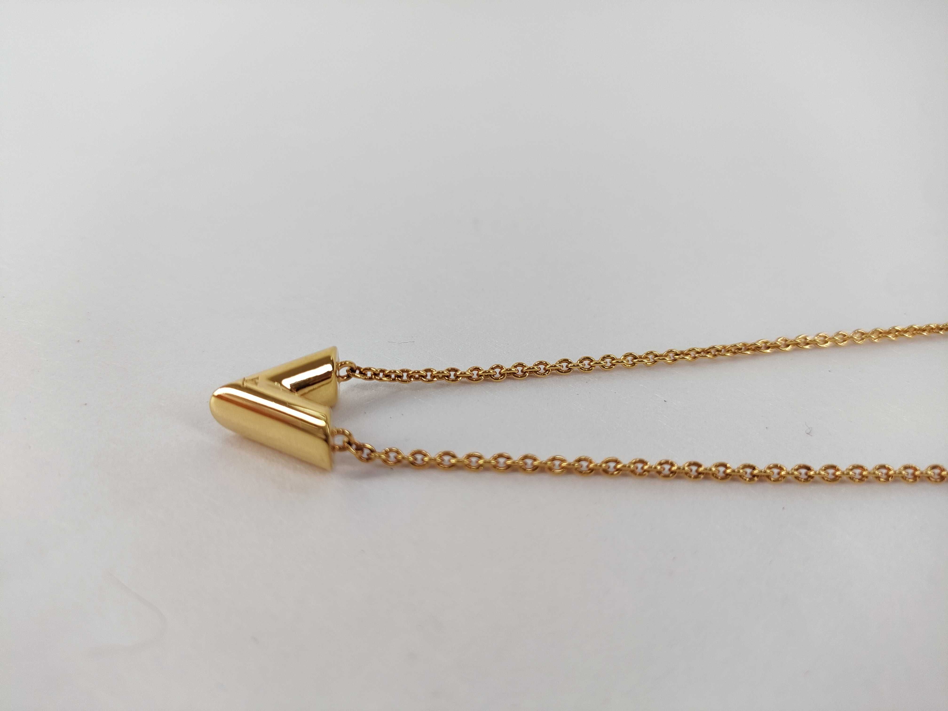 Essential V Necklace — view 7