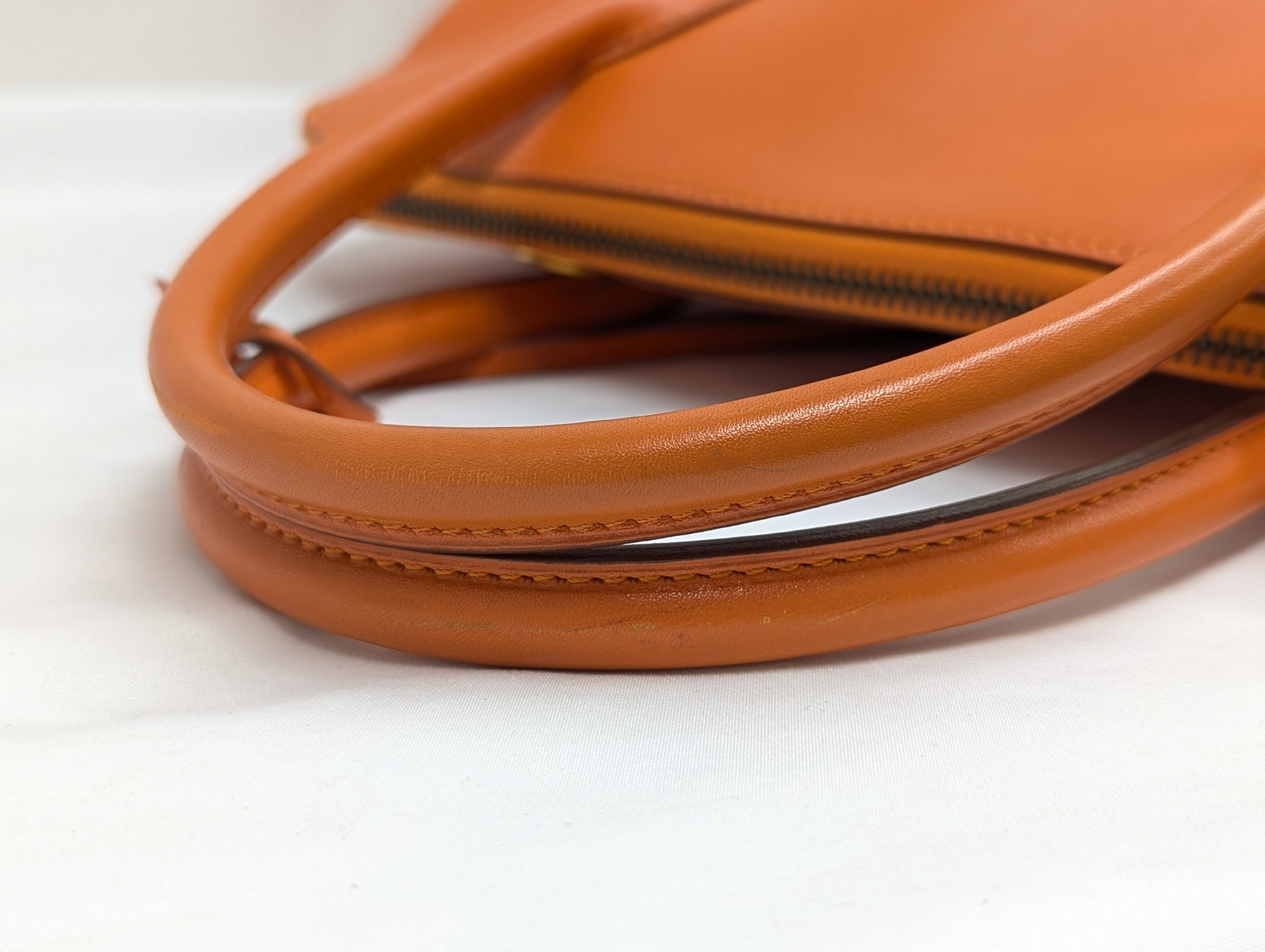 Bolide 35 Orange Gold Hardware B Stamp Tote Bag — view 6
