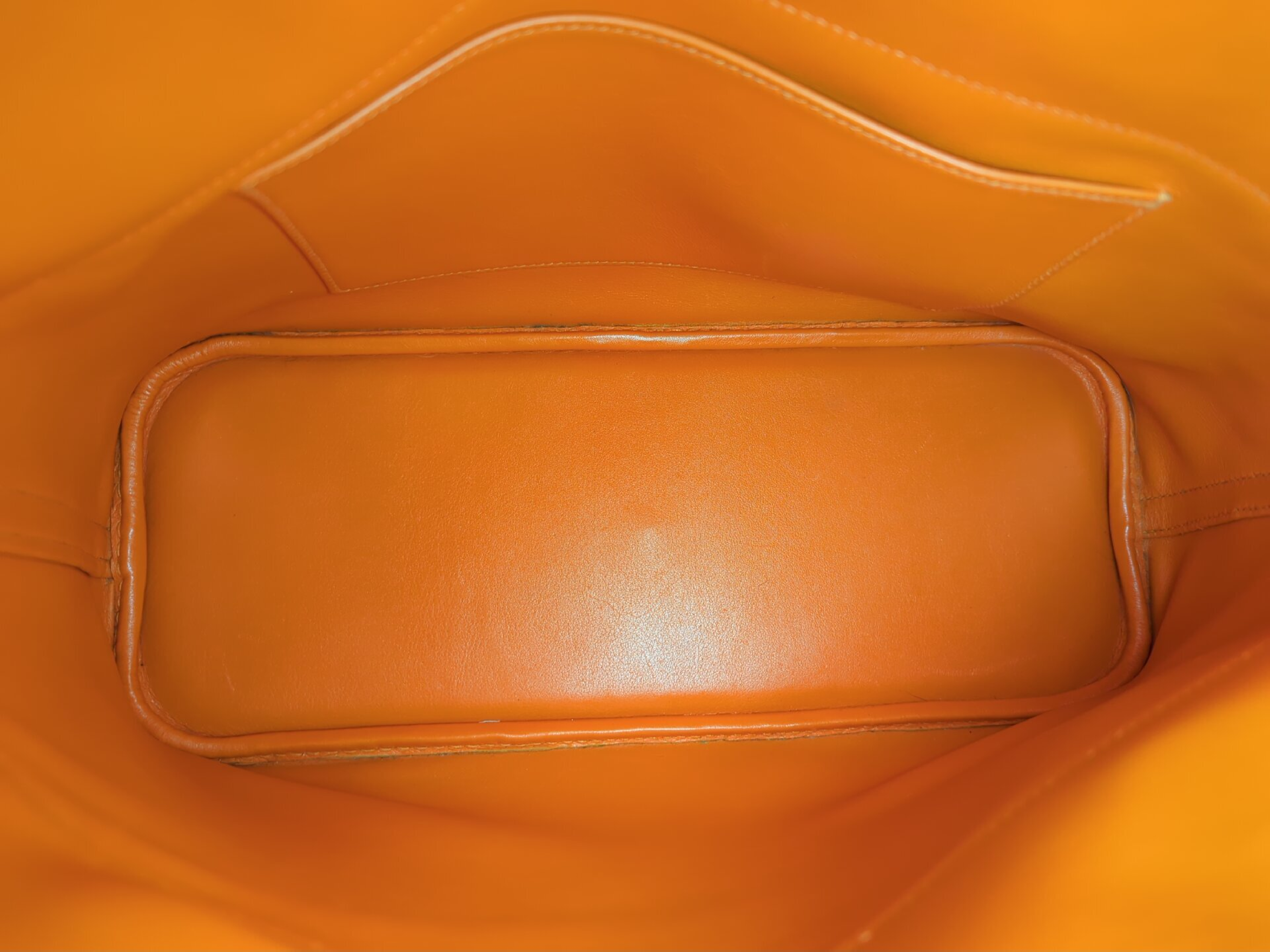 Bolide 35 Orange Gold Hardware B Stamp Tote Bag — view 9