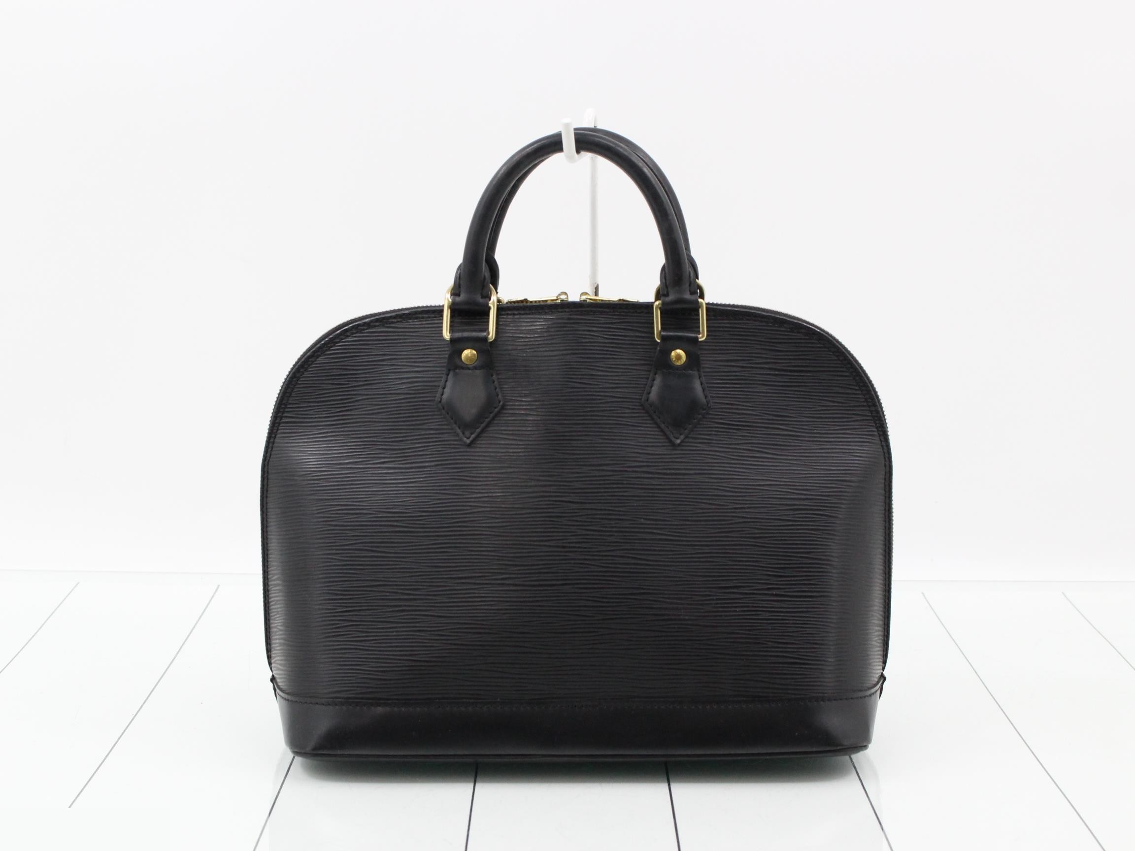 Alma Noir — view 2