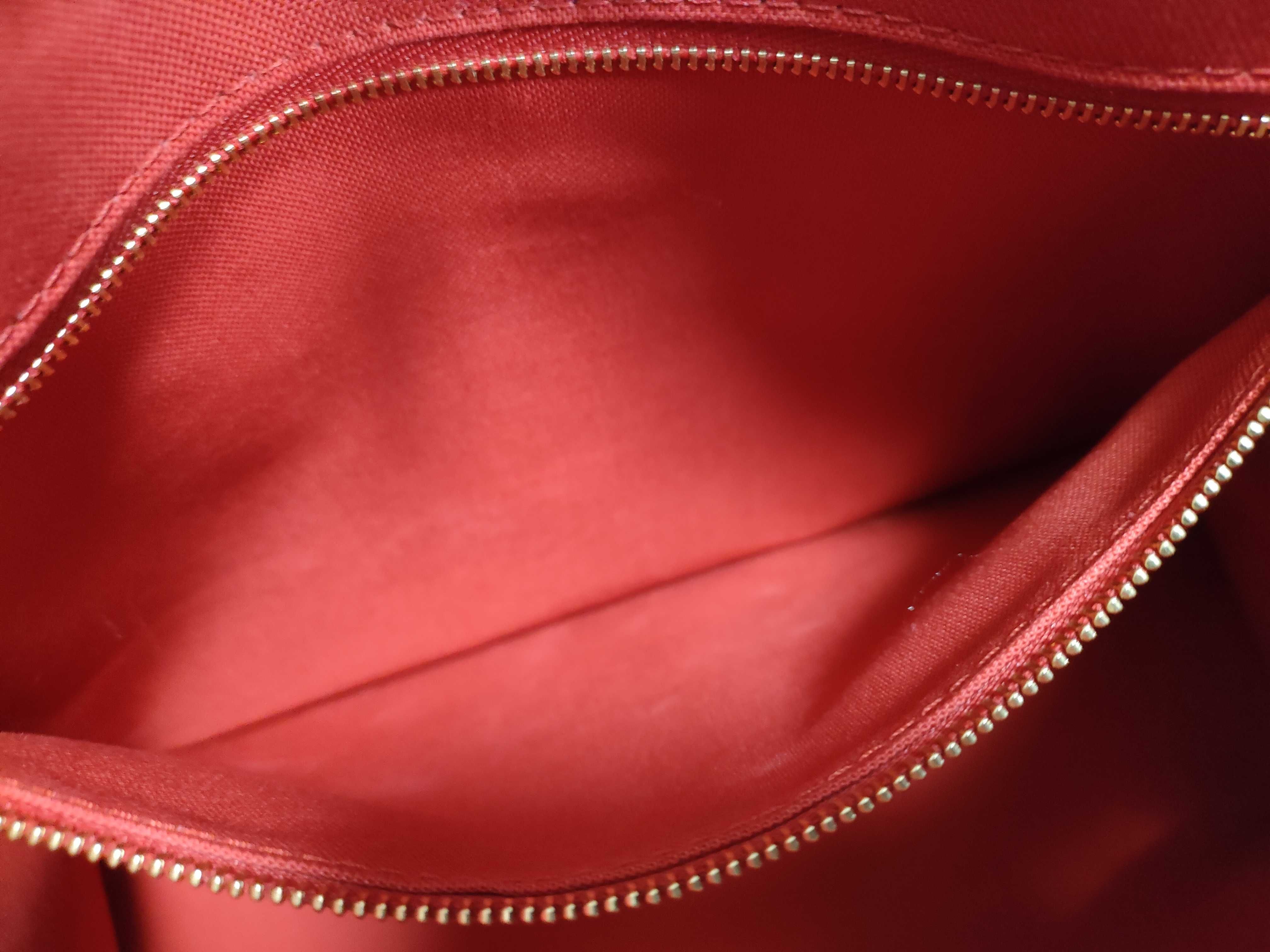Monogram Louis Vuitton Monogram OnTheGo GM Handbag Tote Bag — view 11