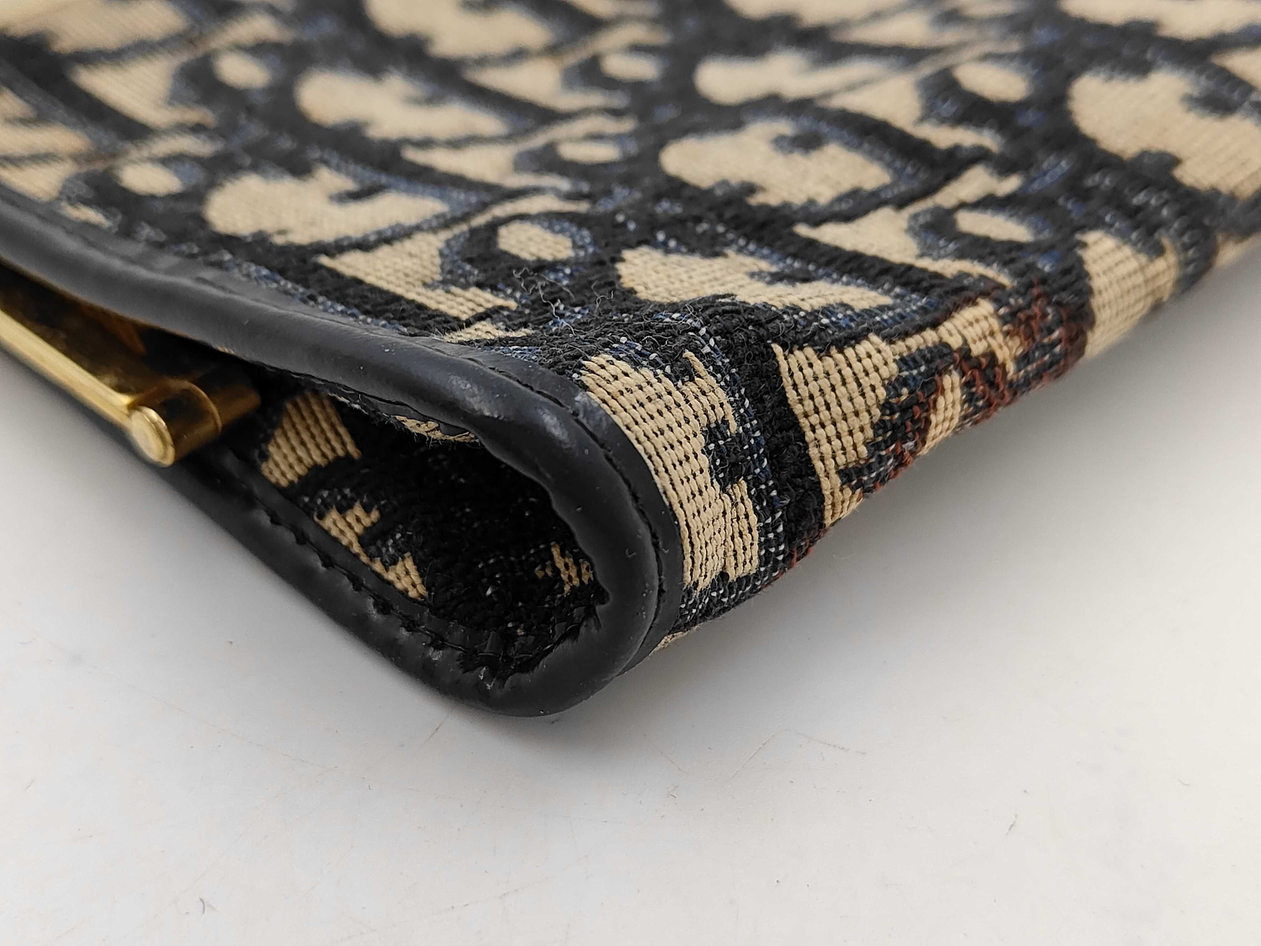 Trotter coin purse — view 3