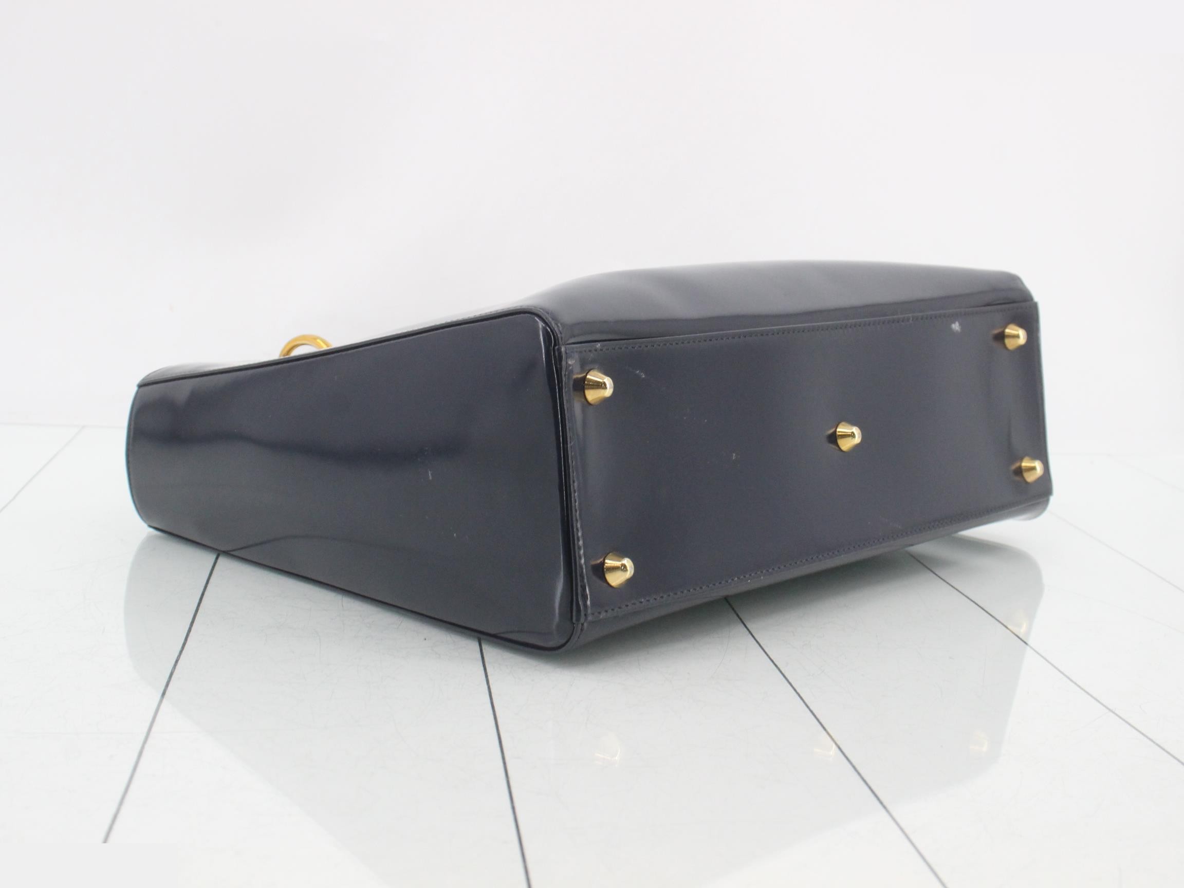 handbag — view 5