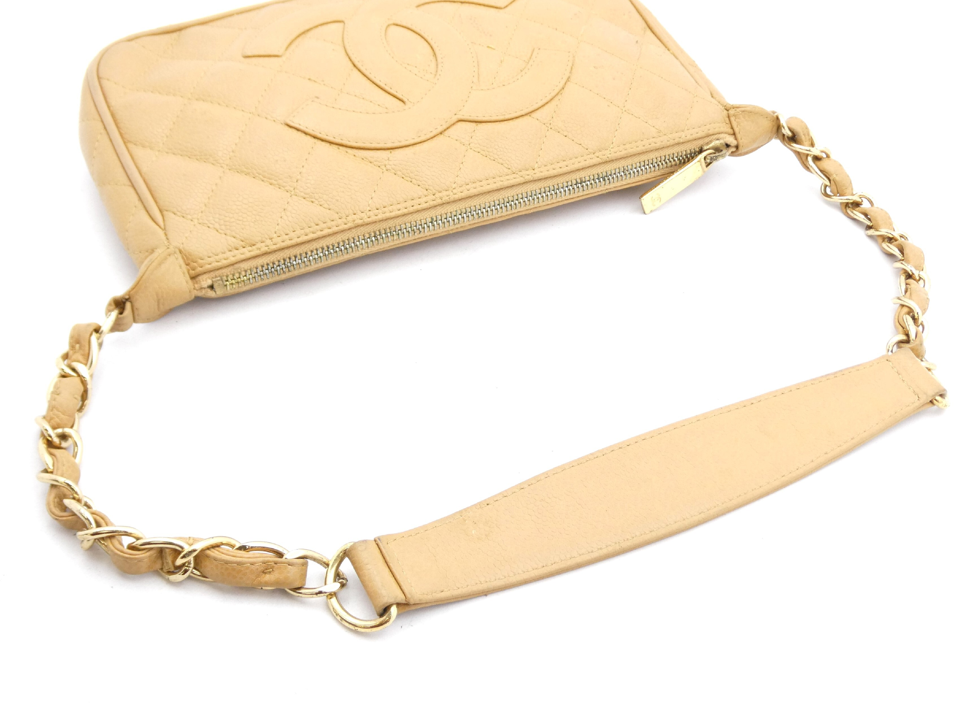Matelasse Cocomark Caviar Skin Chain Shoulder Bag — view 7