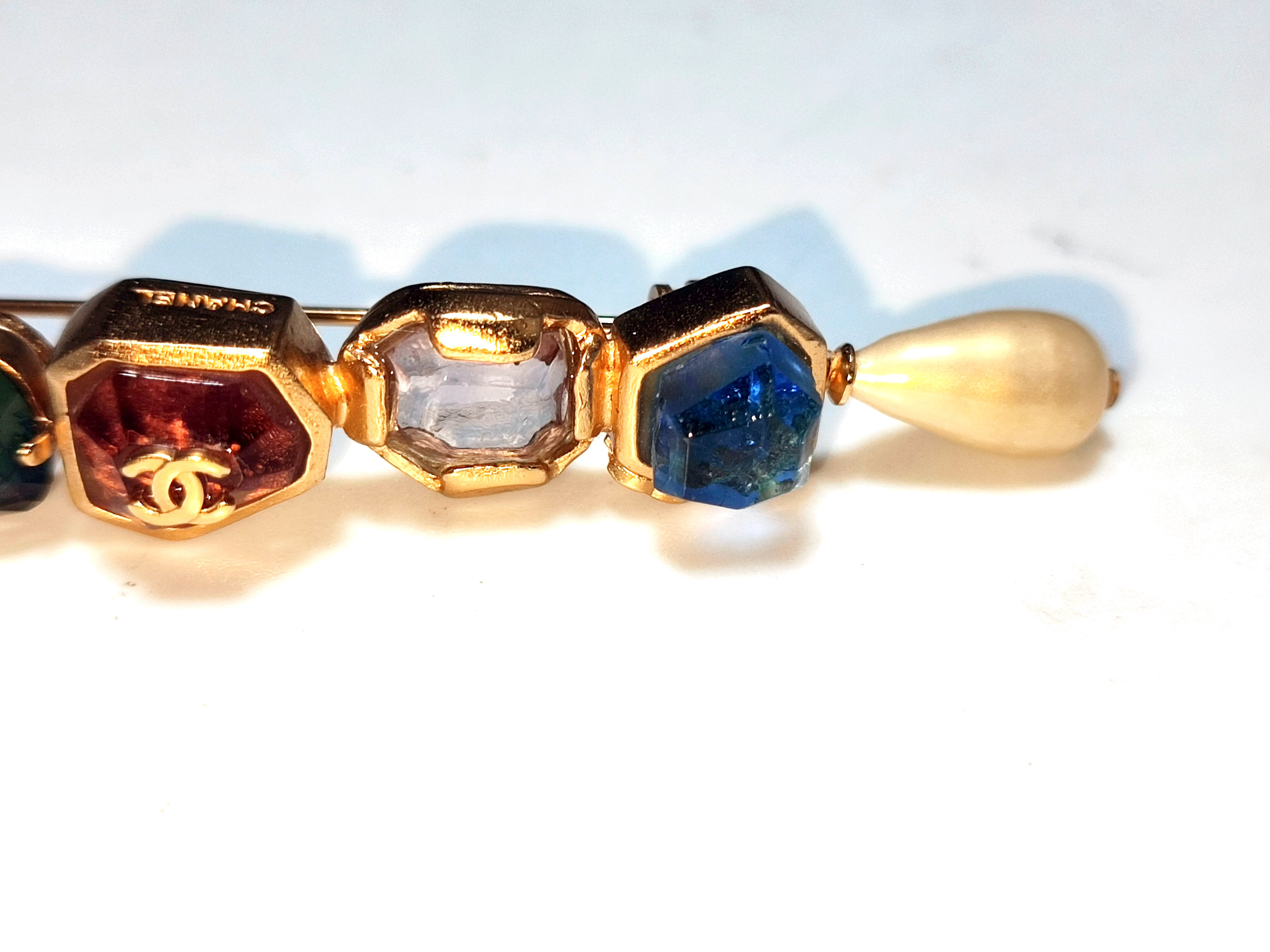 Gripoix 01A Brooch — view 4