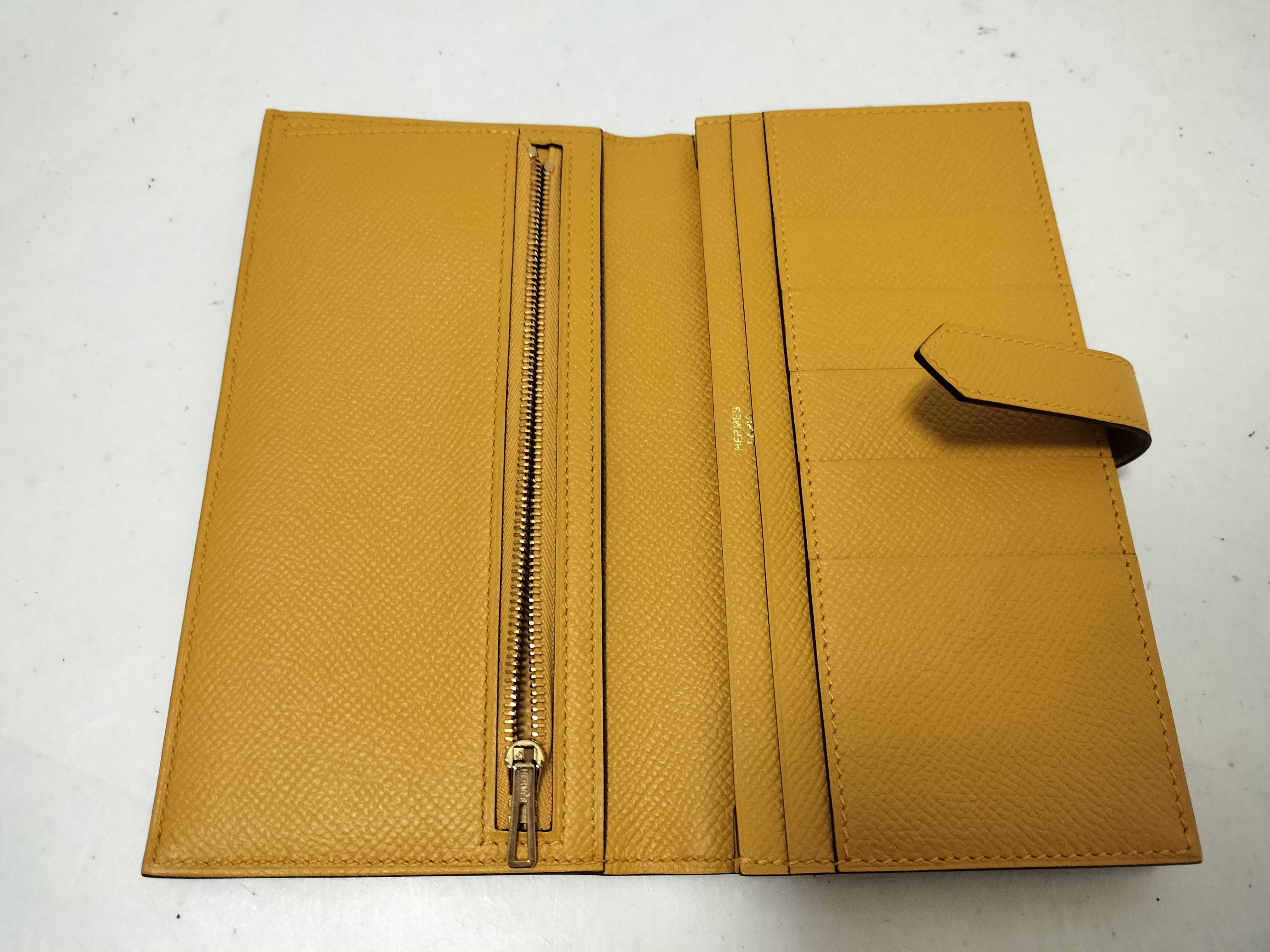 Bearn Long Wallet, Bearn Soufflé, Jaune Ambre, Veau Epsom Leather, C Stamp, Gold Hardware, Wallet — view 11