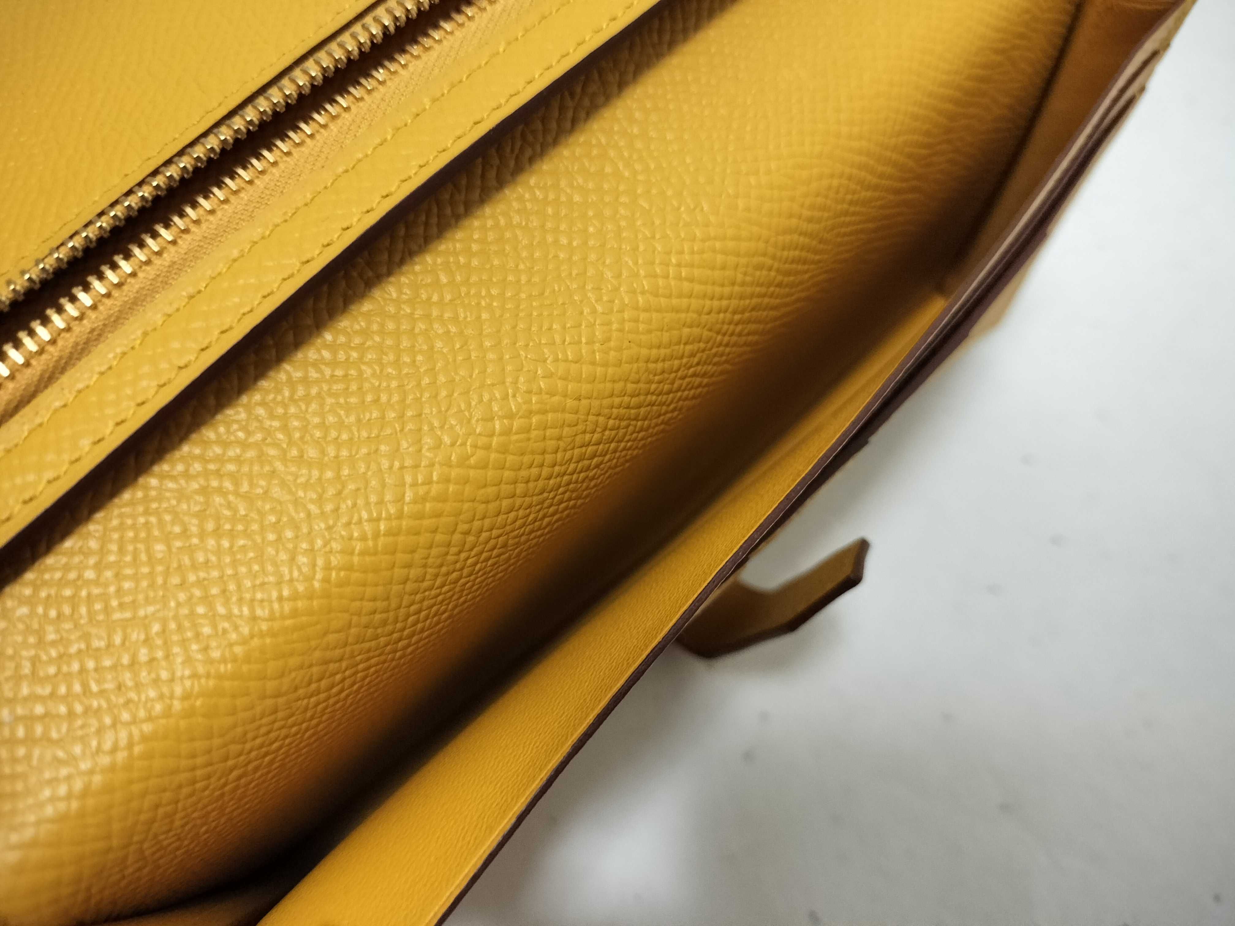 Bearn Long Wallet, Bearn Soufflé, Jaune Ambre, Veau Epsom Leather, C Stamp, Gold Hardware, Wallet — view 12
