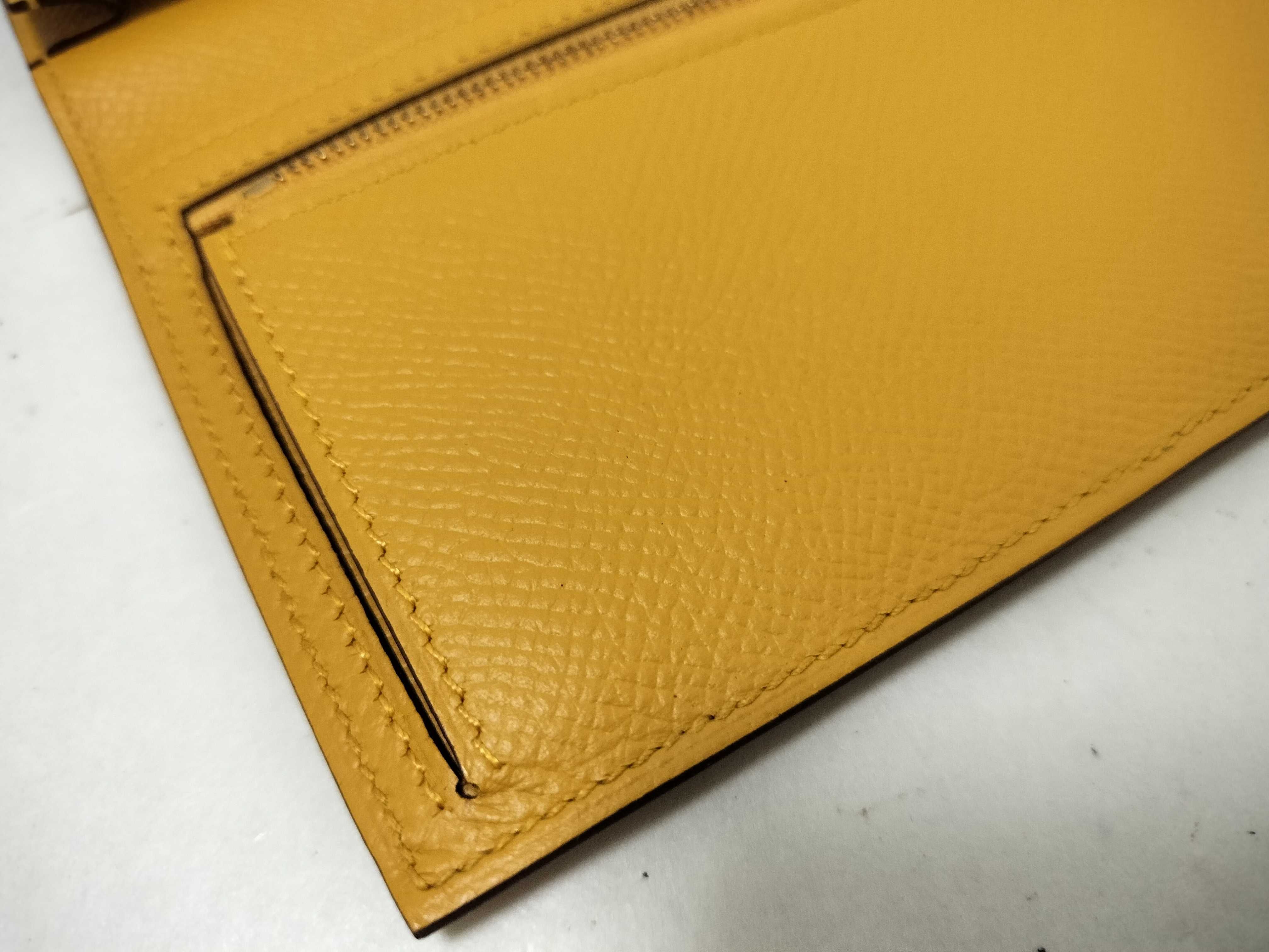 Bearn Long Wallet, Bearn Soufflé, Jaune Ambre, Veau Epsom Leather, C Stamp, Gold Hardware, Wallet — view 15