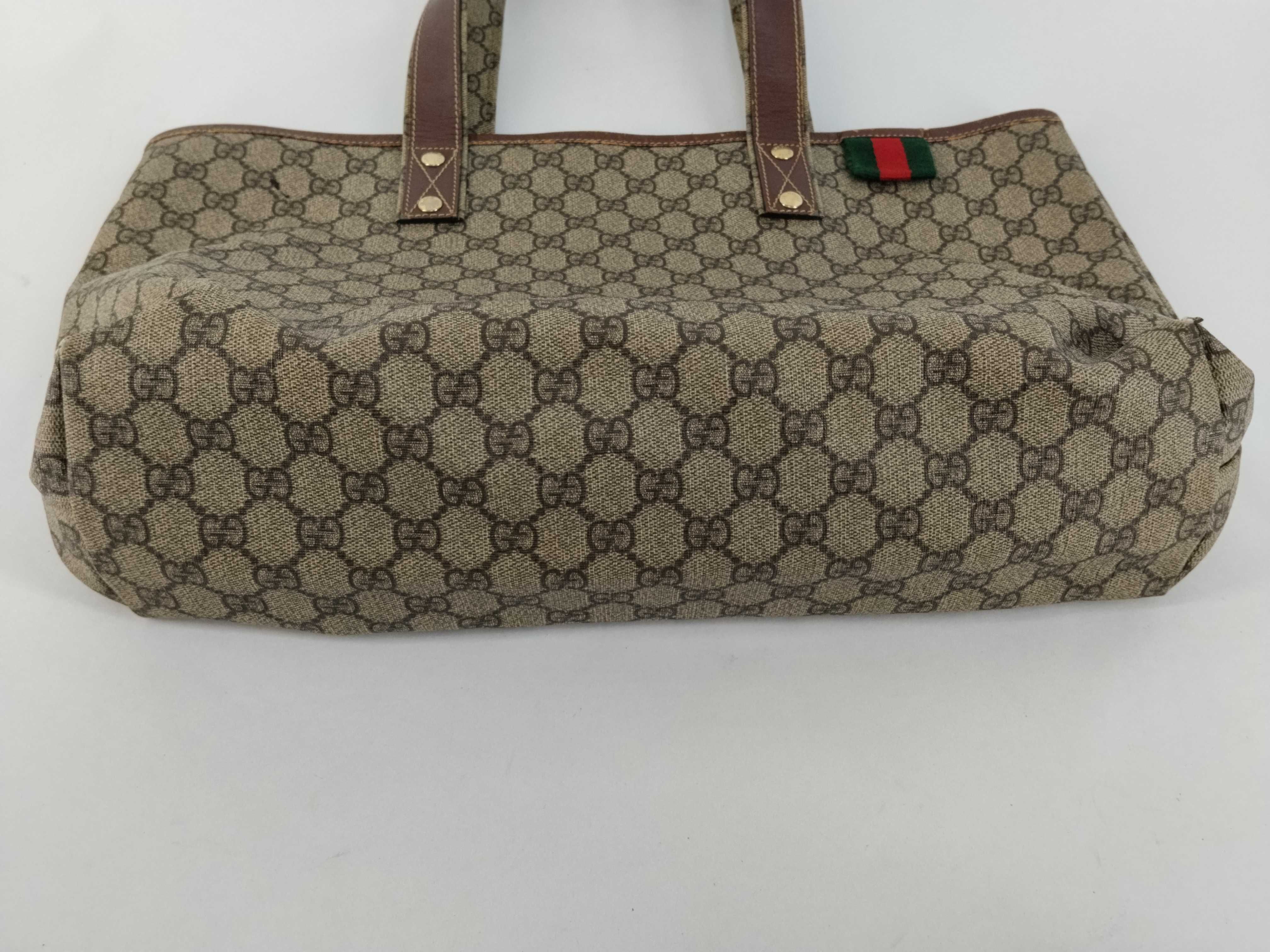 GG Canvas Gucci Tote Bag — view 7