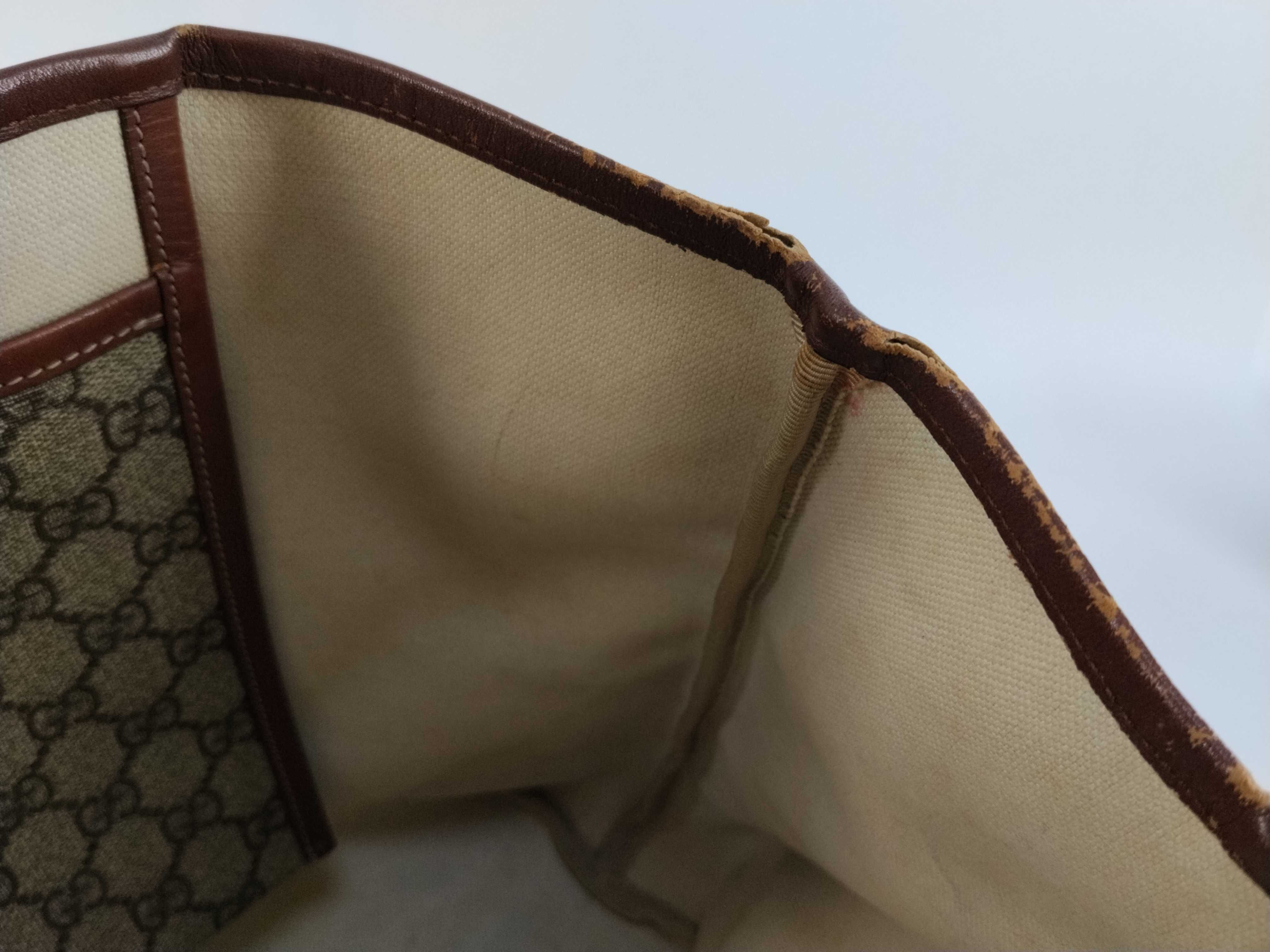 GG Canvas Gucci Tote Bag — view 9