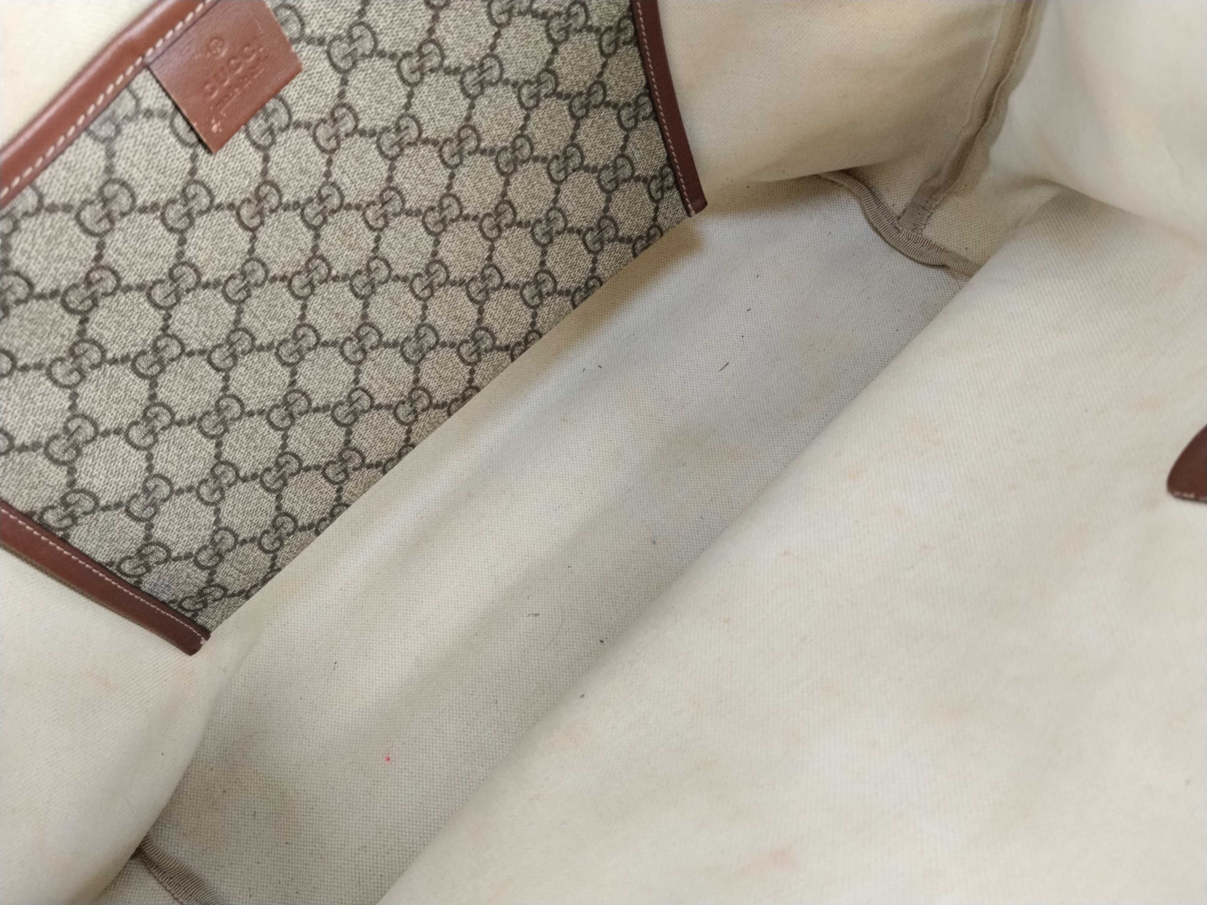 GG Canvas Gucci Tote Bag — view 10