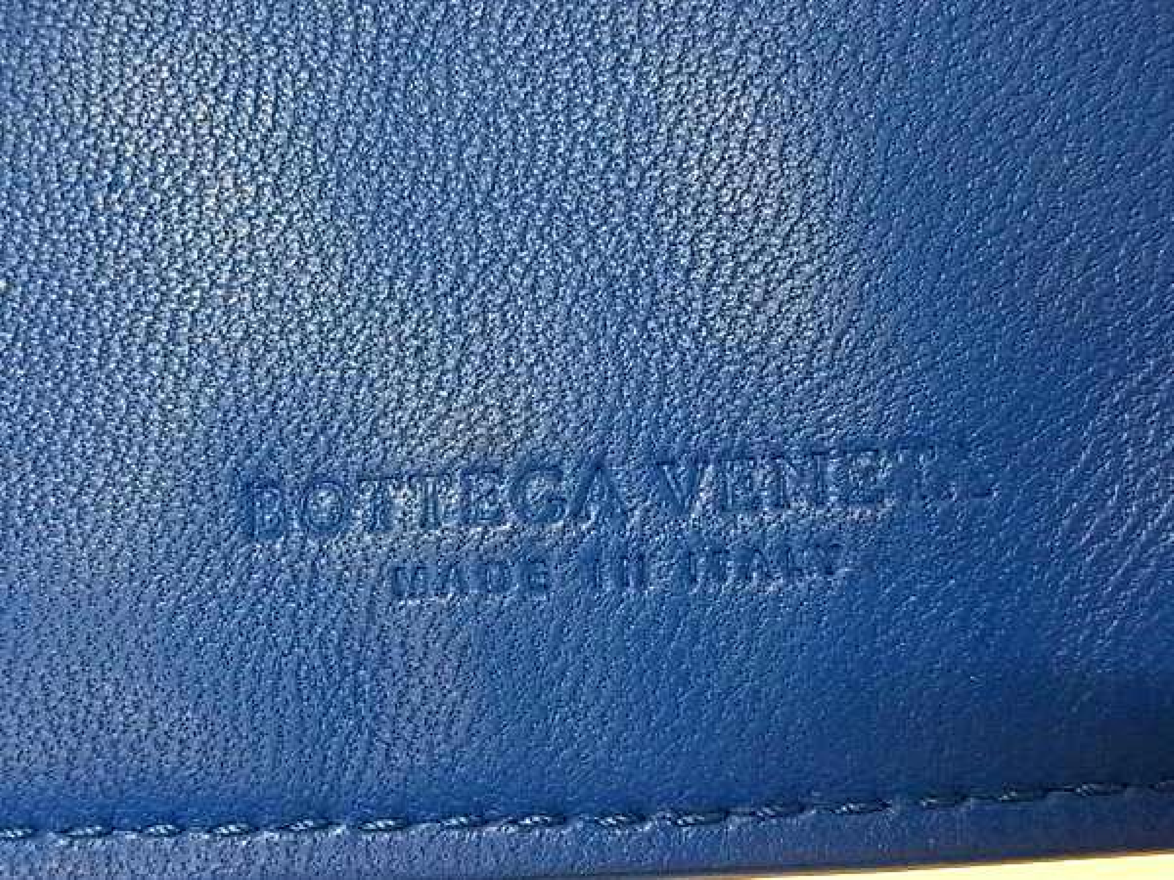 Maxi Intrecciato Leather Card Case/Pass Case (Blue, GC3039) — view 4