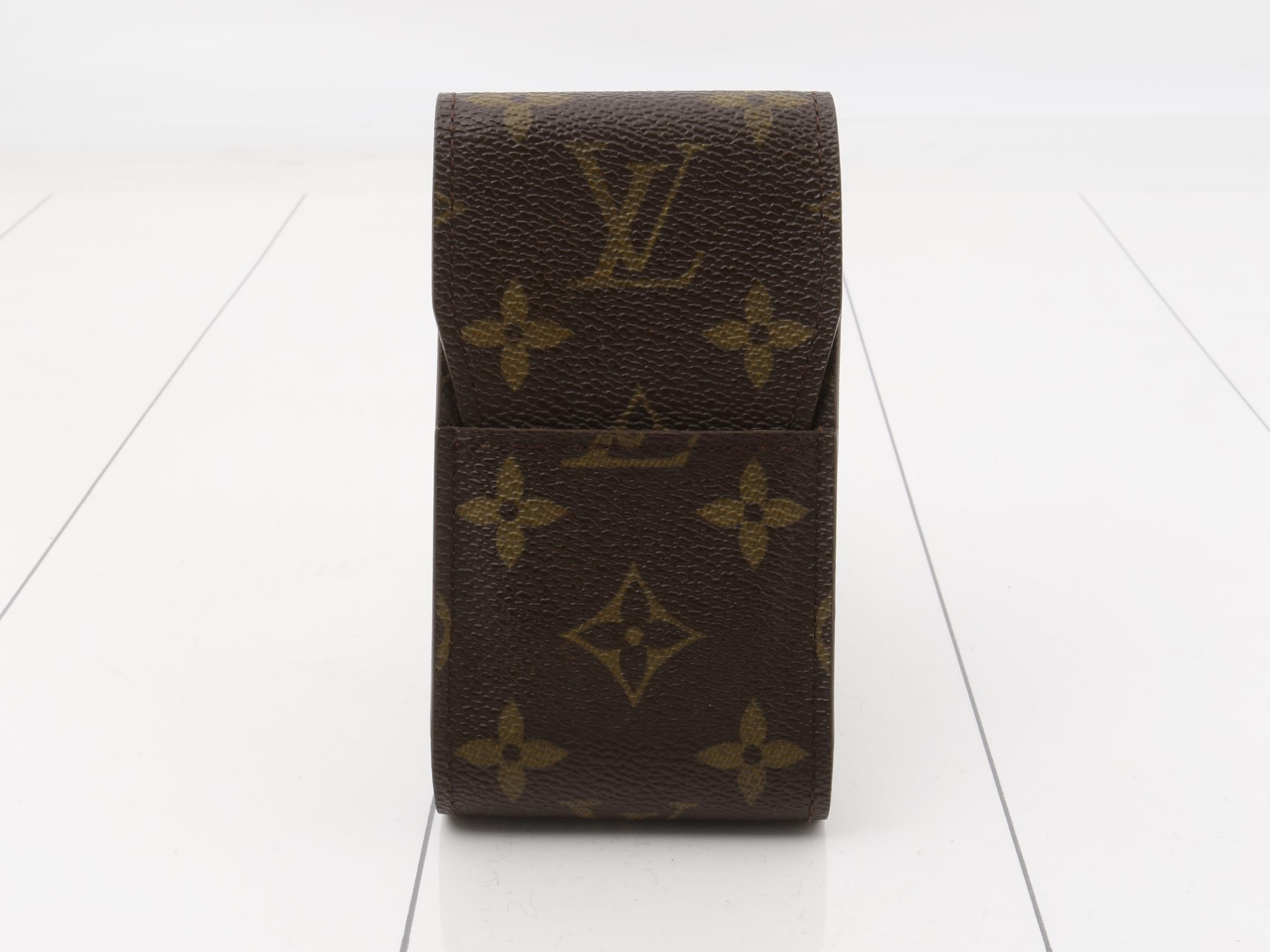 Cigarette case