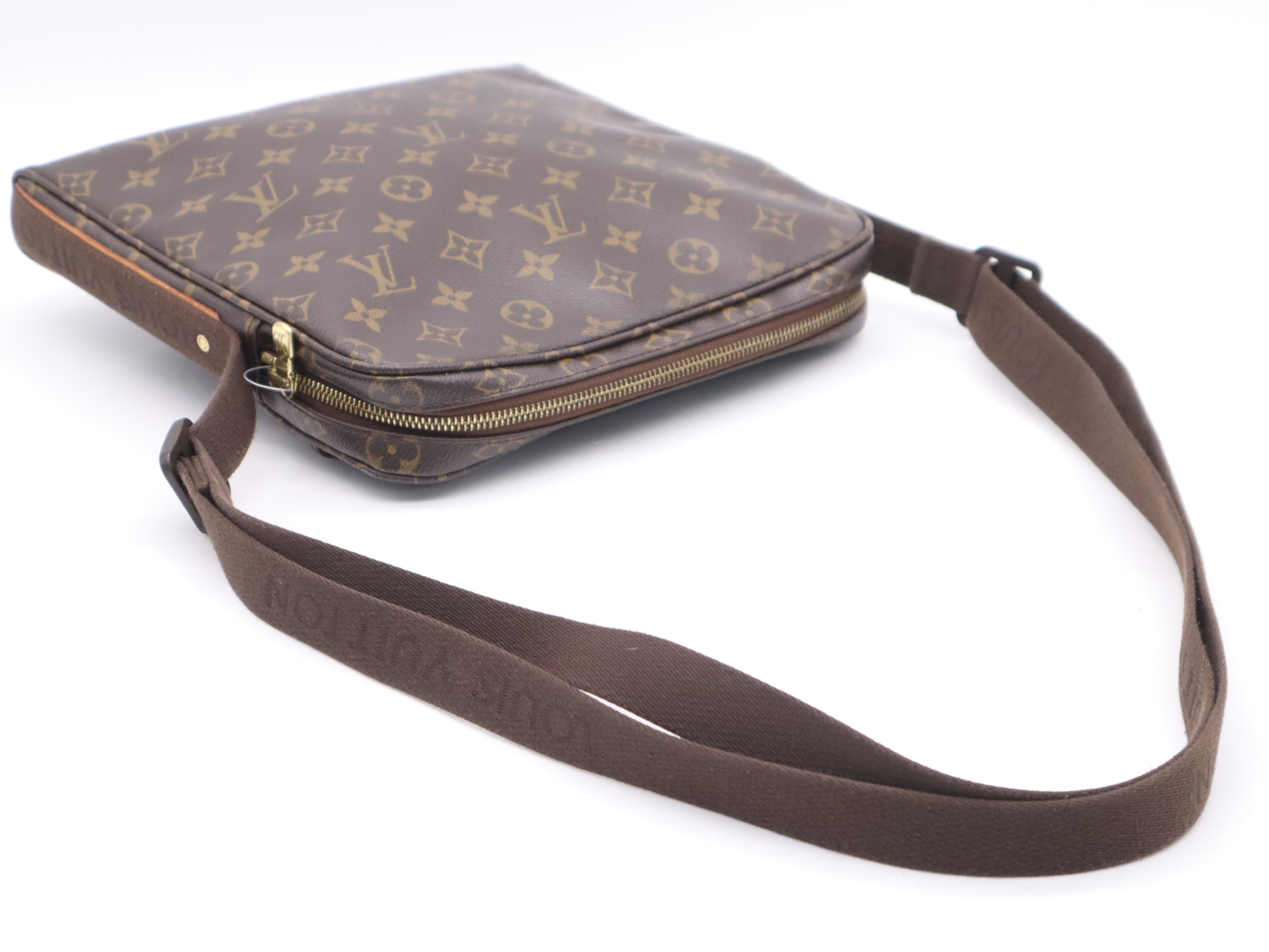 M97037 Monogram Trotteur Bobour Shoulder Bag — view 6