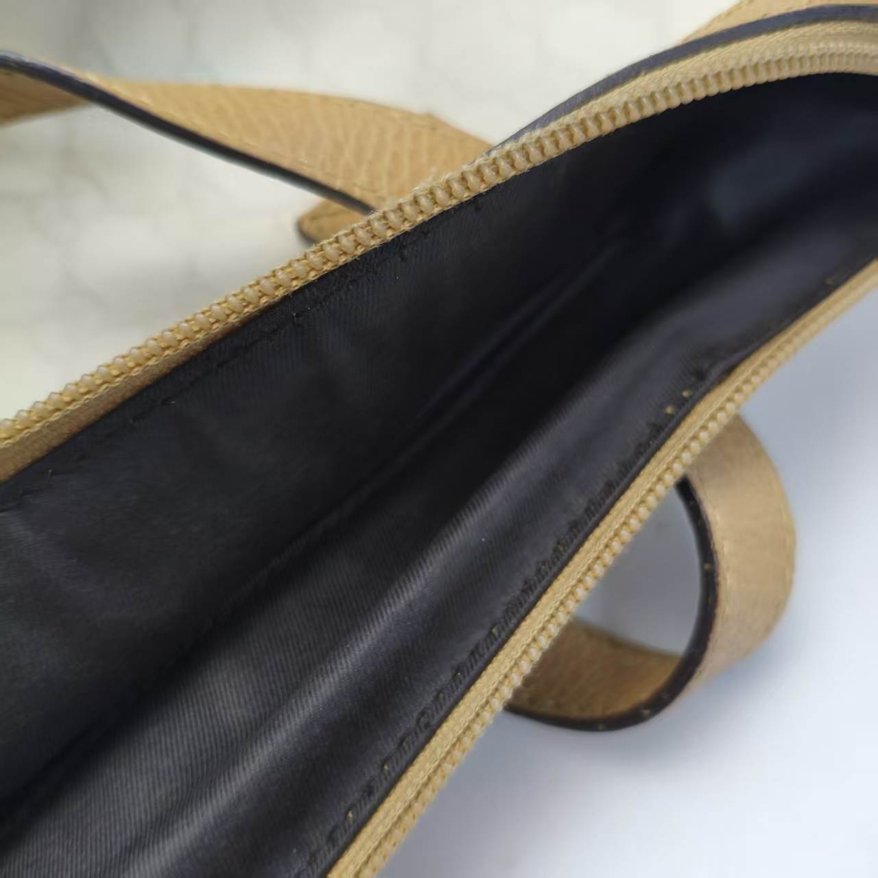 【*Shipped from: China*】GUCCI PU 264210 Handbag — view 10
