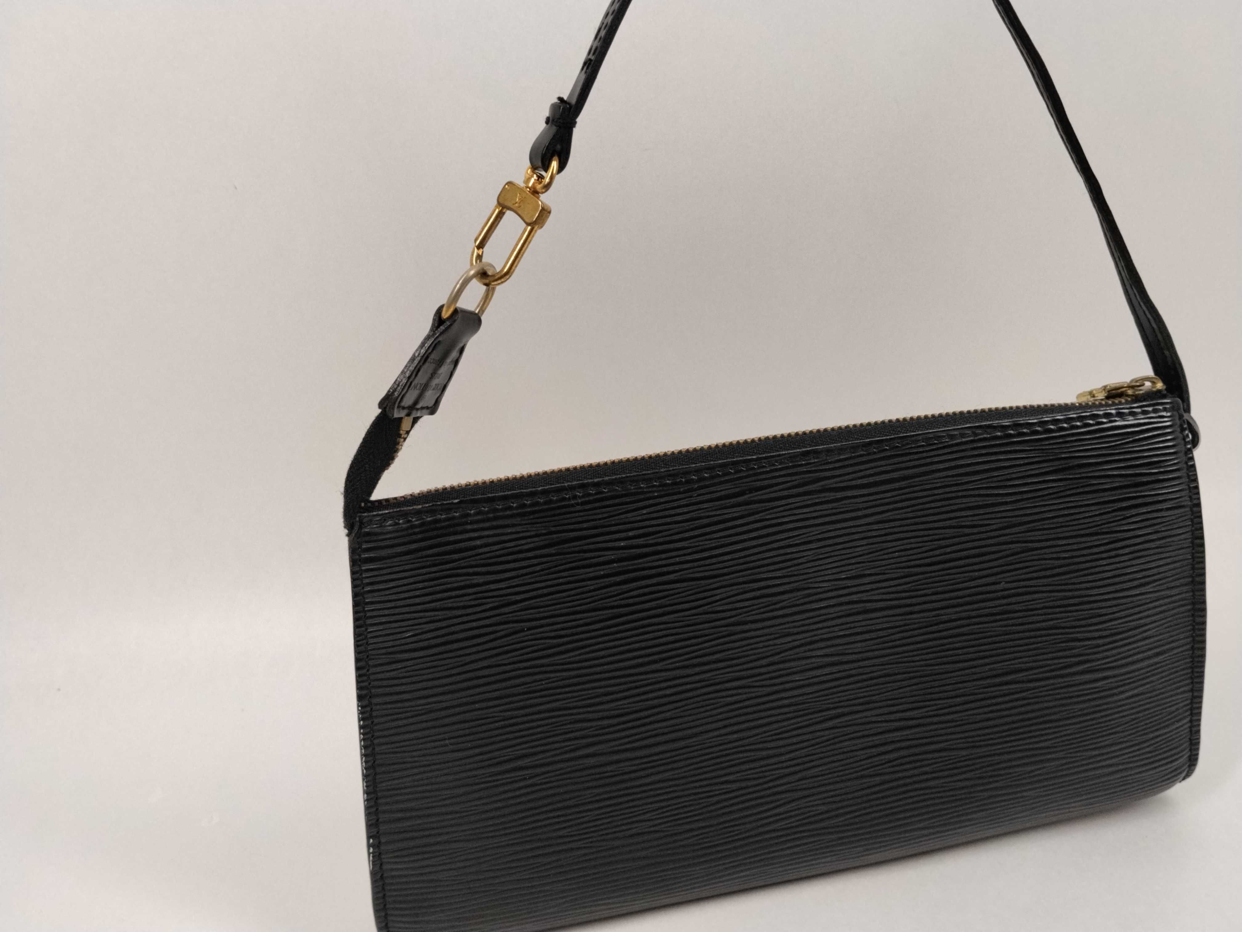 Epi Pouch Accessoires M52942 AR0090 Black Pouch — view 3