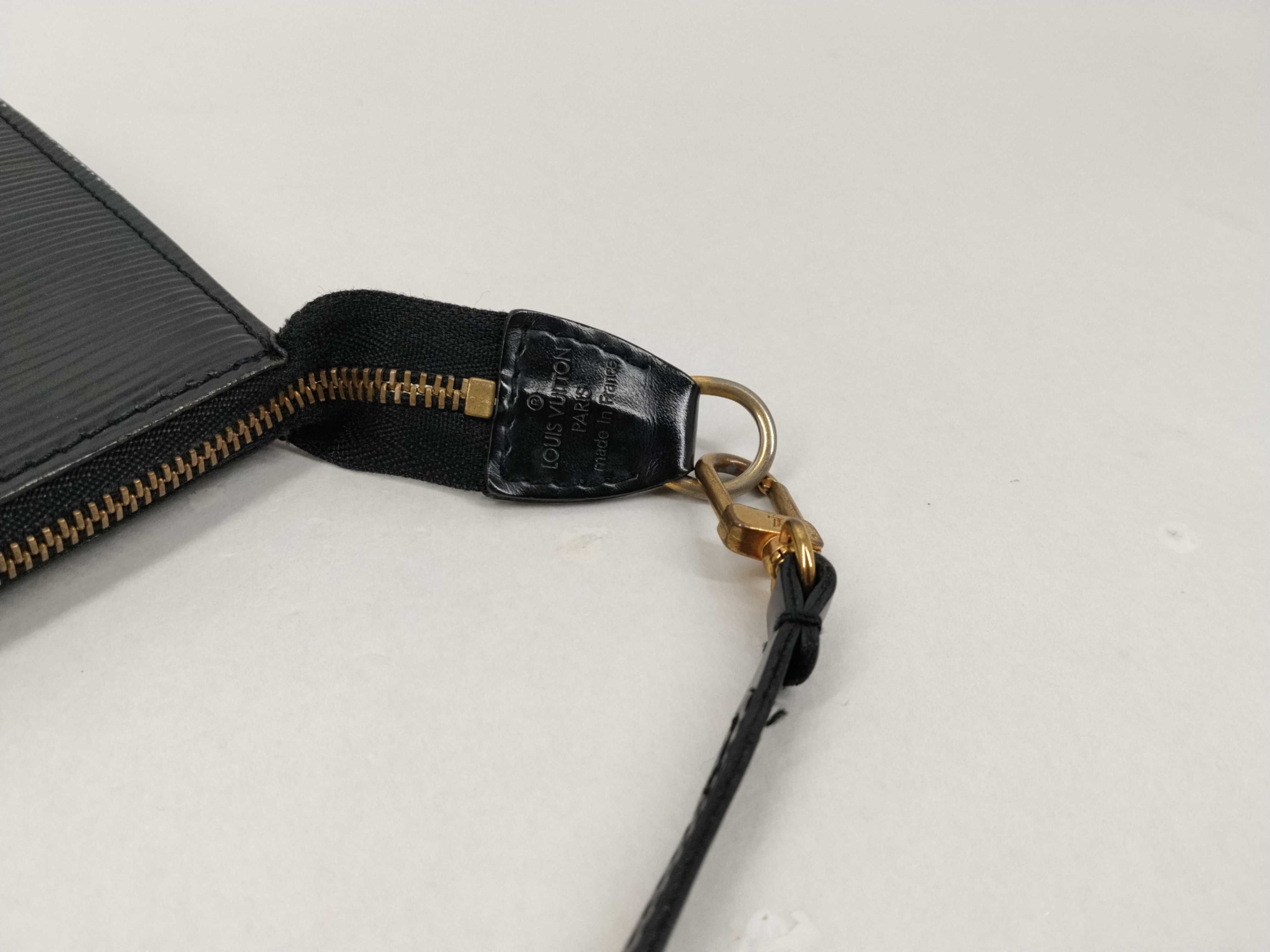 Epi Pouch Accessoires M52942 AR0090 Black Pouch — view 8