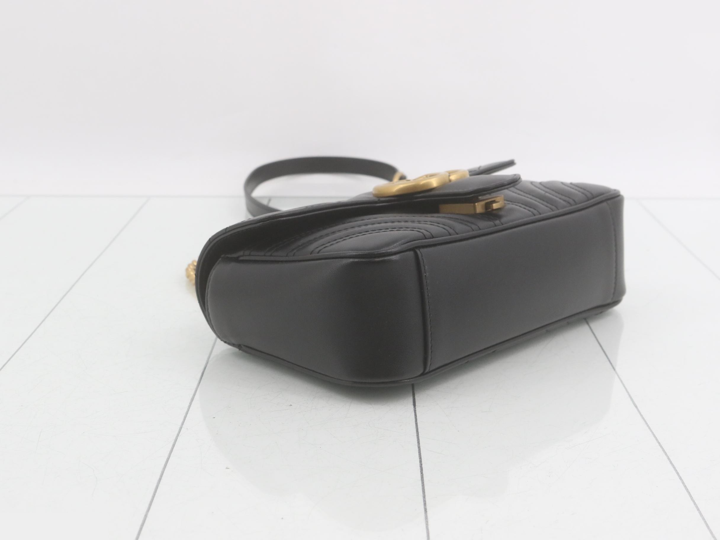 Unused, stored item: GG Marmont Small Chain Shoulder Bag — view 5