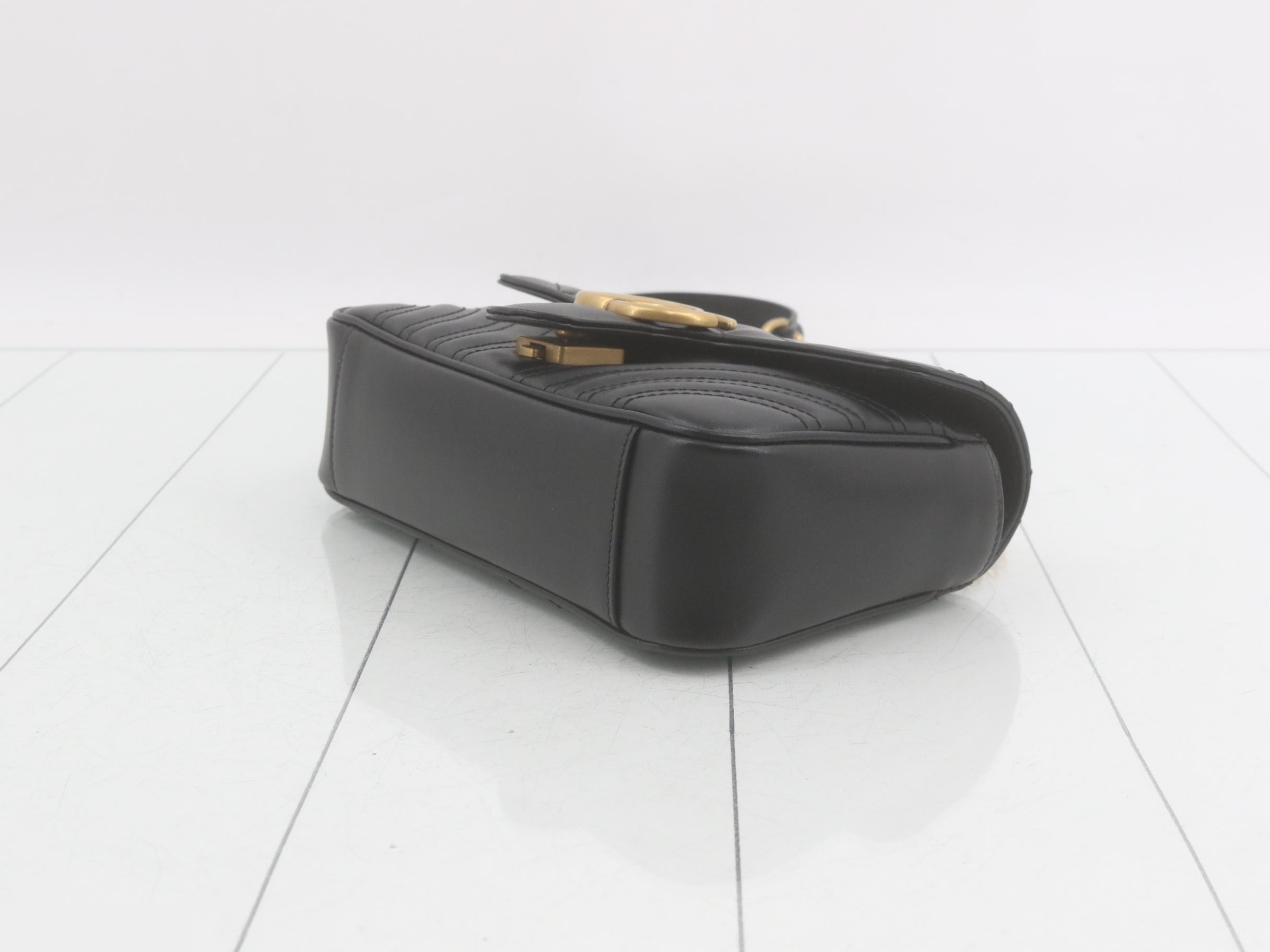 Unused, stored item: GG Marmont Small Chain Shoulder Bag — view 6