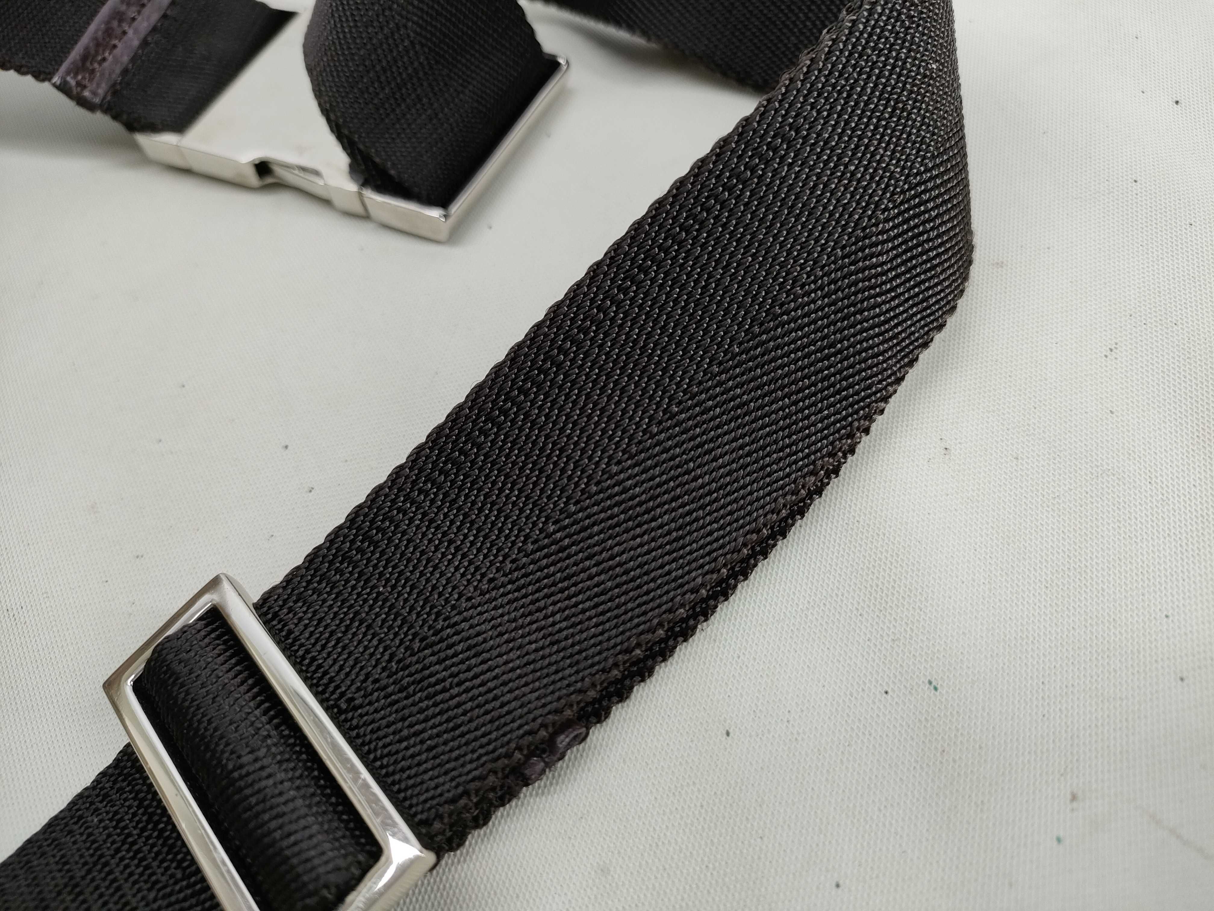 GG Canvas Waist Bag — view 6