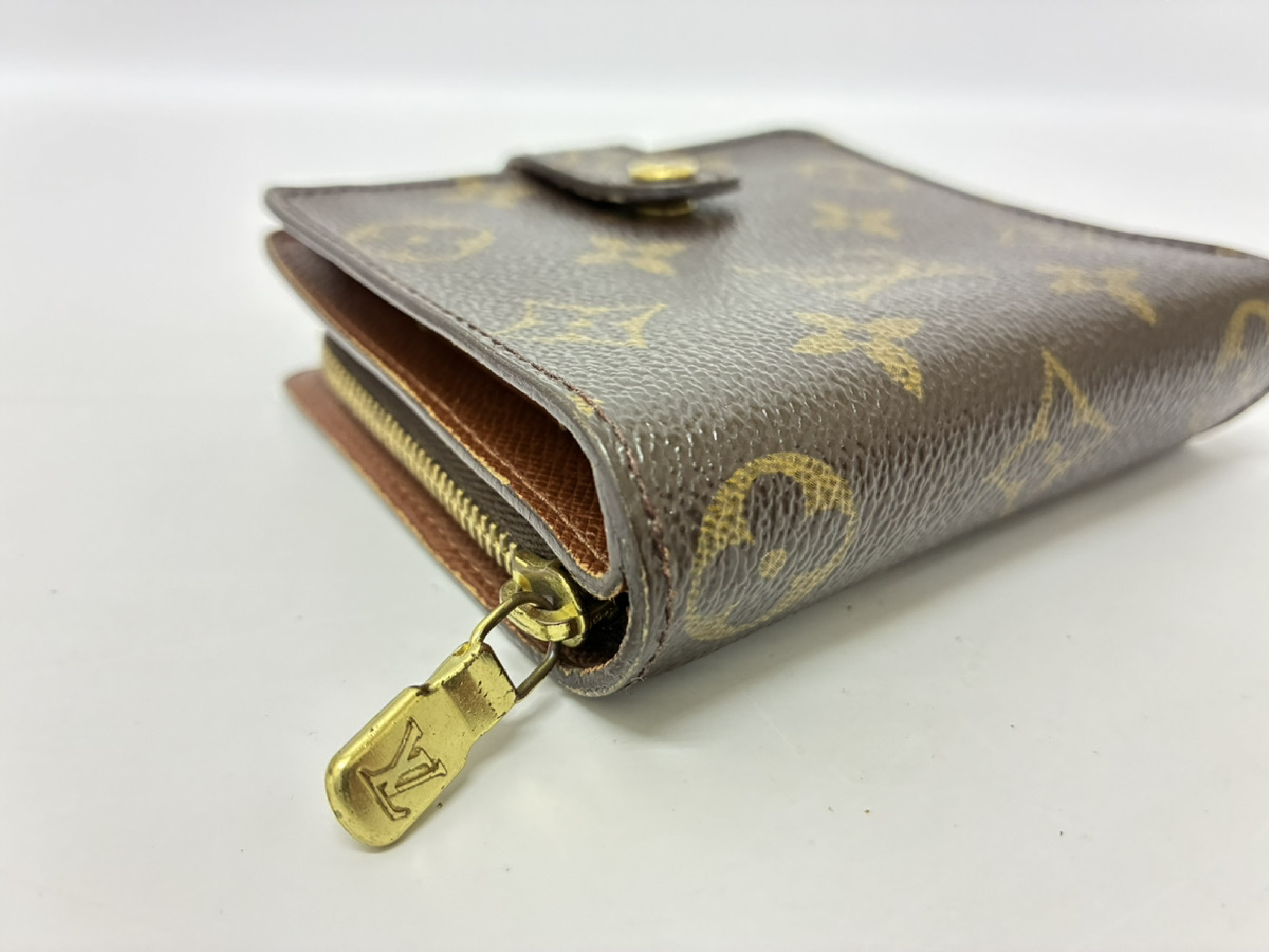 Compact Zip Wallet M61667 — view 3
