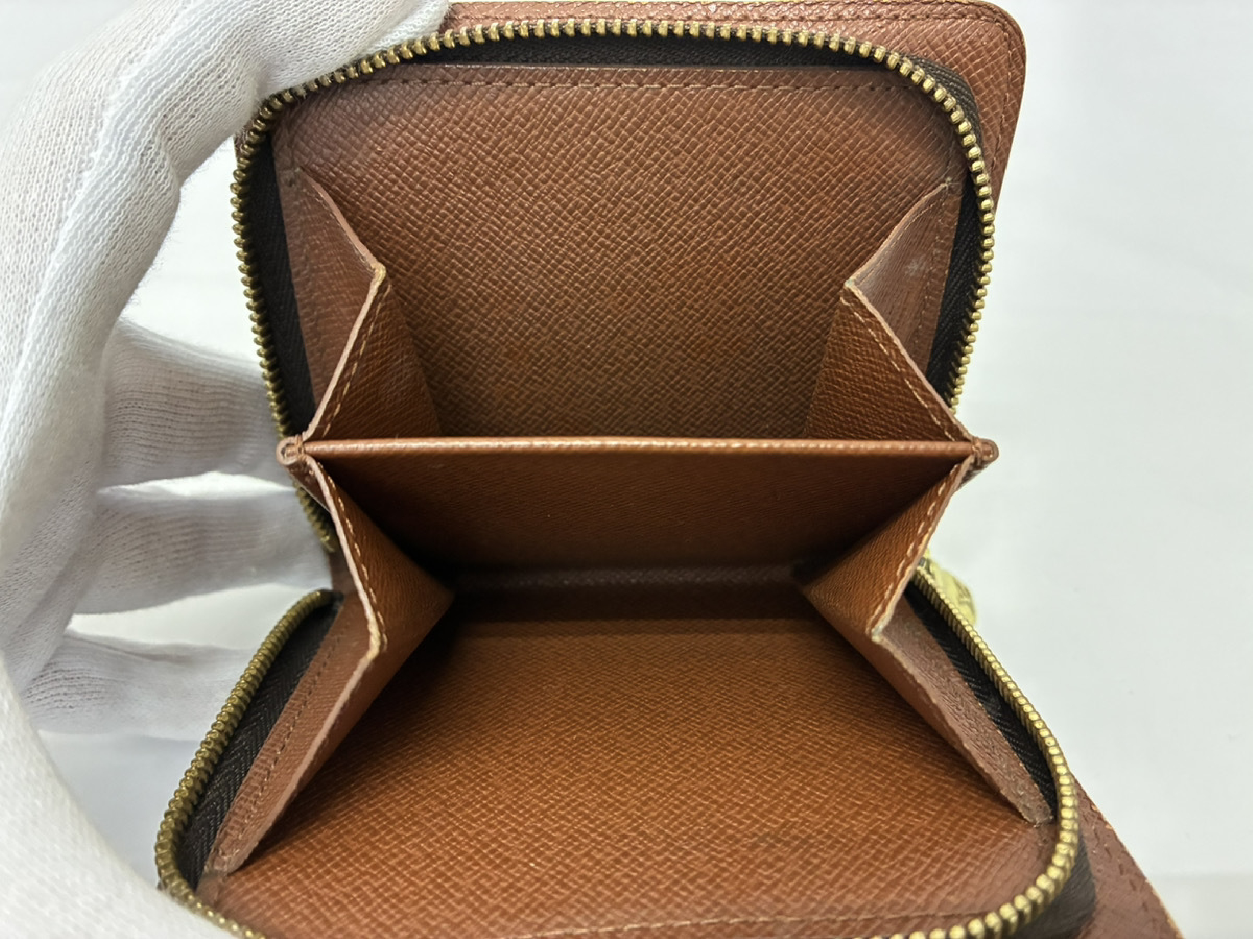 Compact Zip Wallet M61667 — view 8