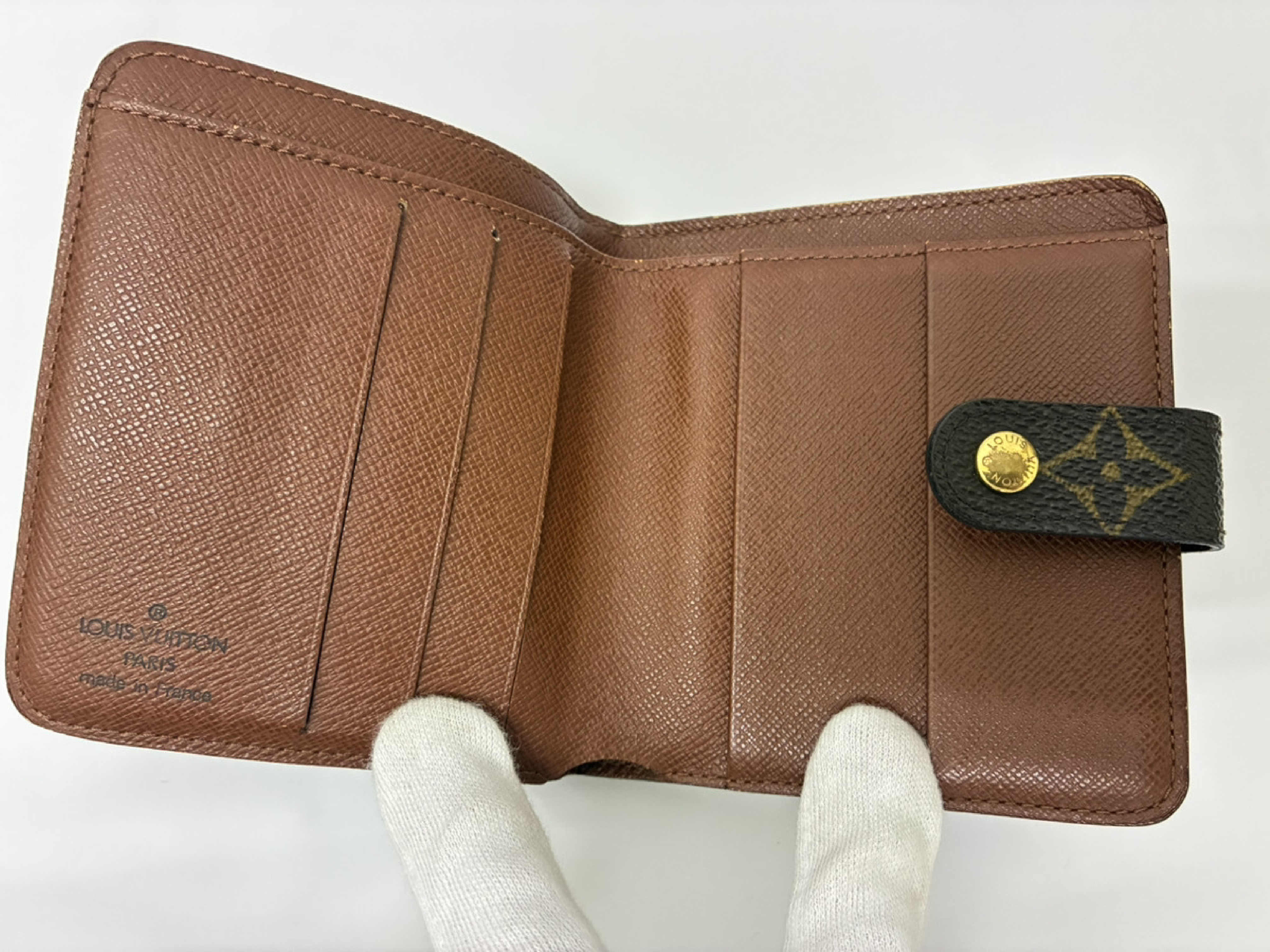 Compact Zip Wallet M61667 — view 9