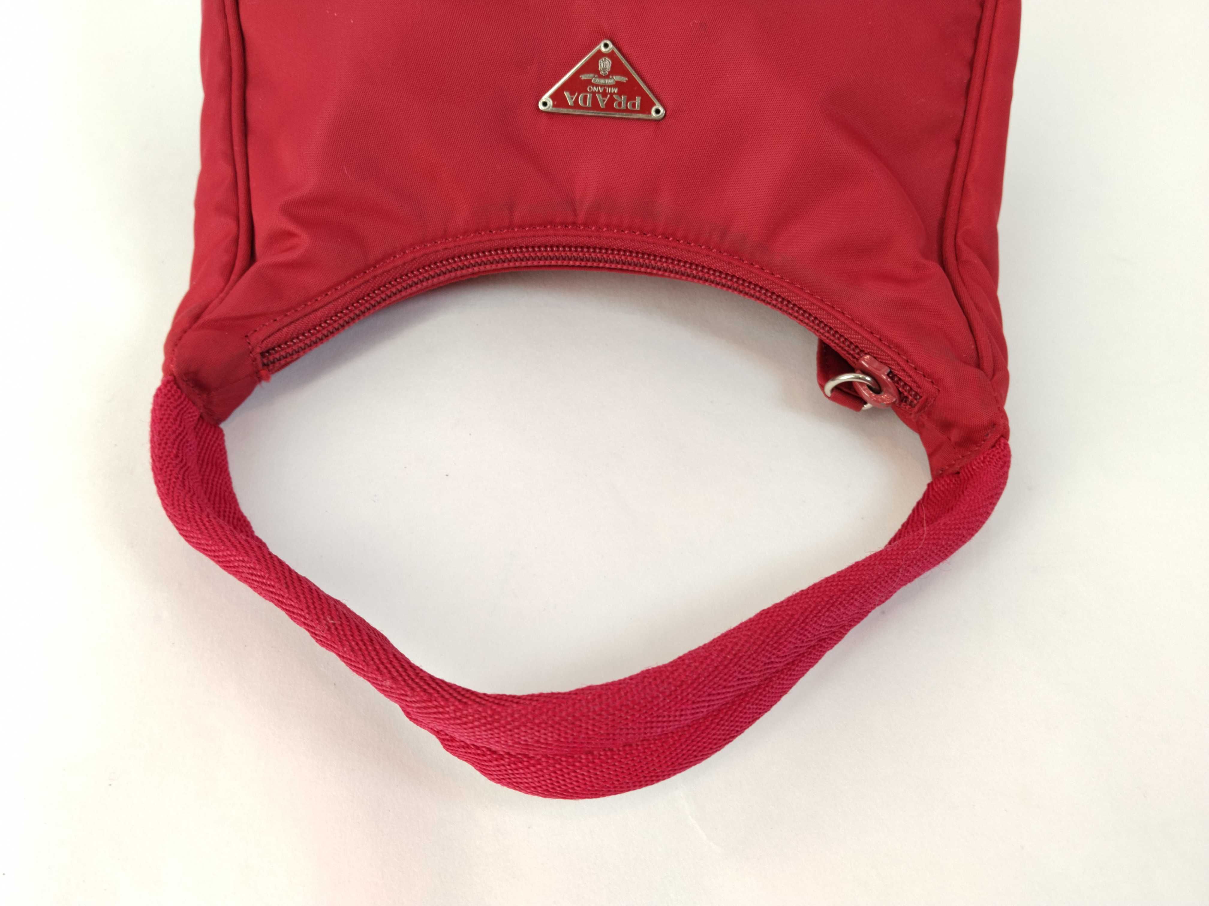 nylon bag, Prada nylon triangular logo one-shoulder bag, hobo handbag — view 3