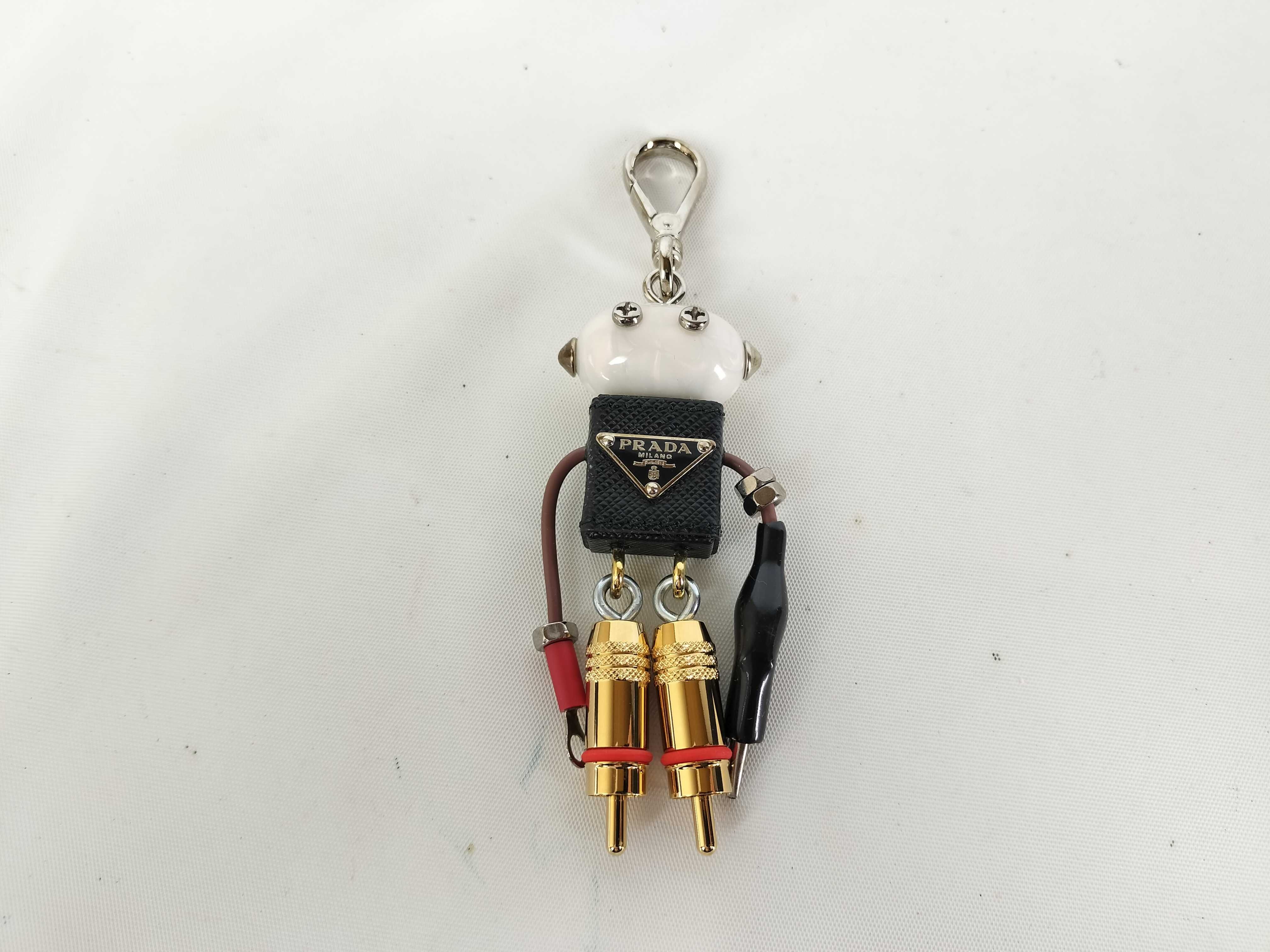 Robot Saffiano Keychain and other accessories