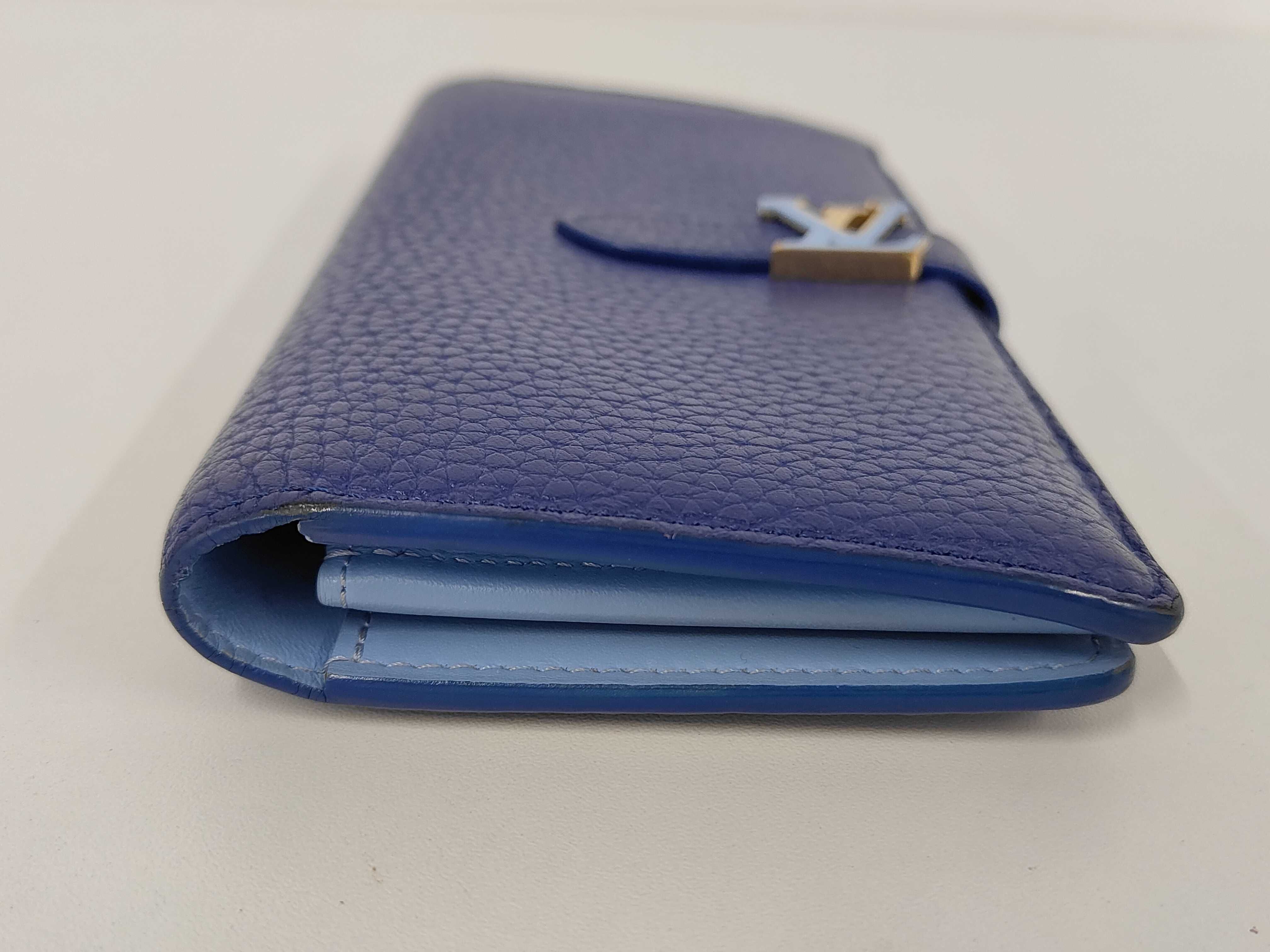 Taurillon LV Vertical Wallet M82441 RFID with initials — view 3