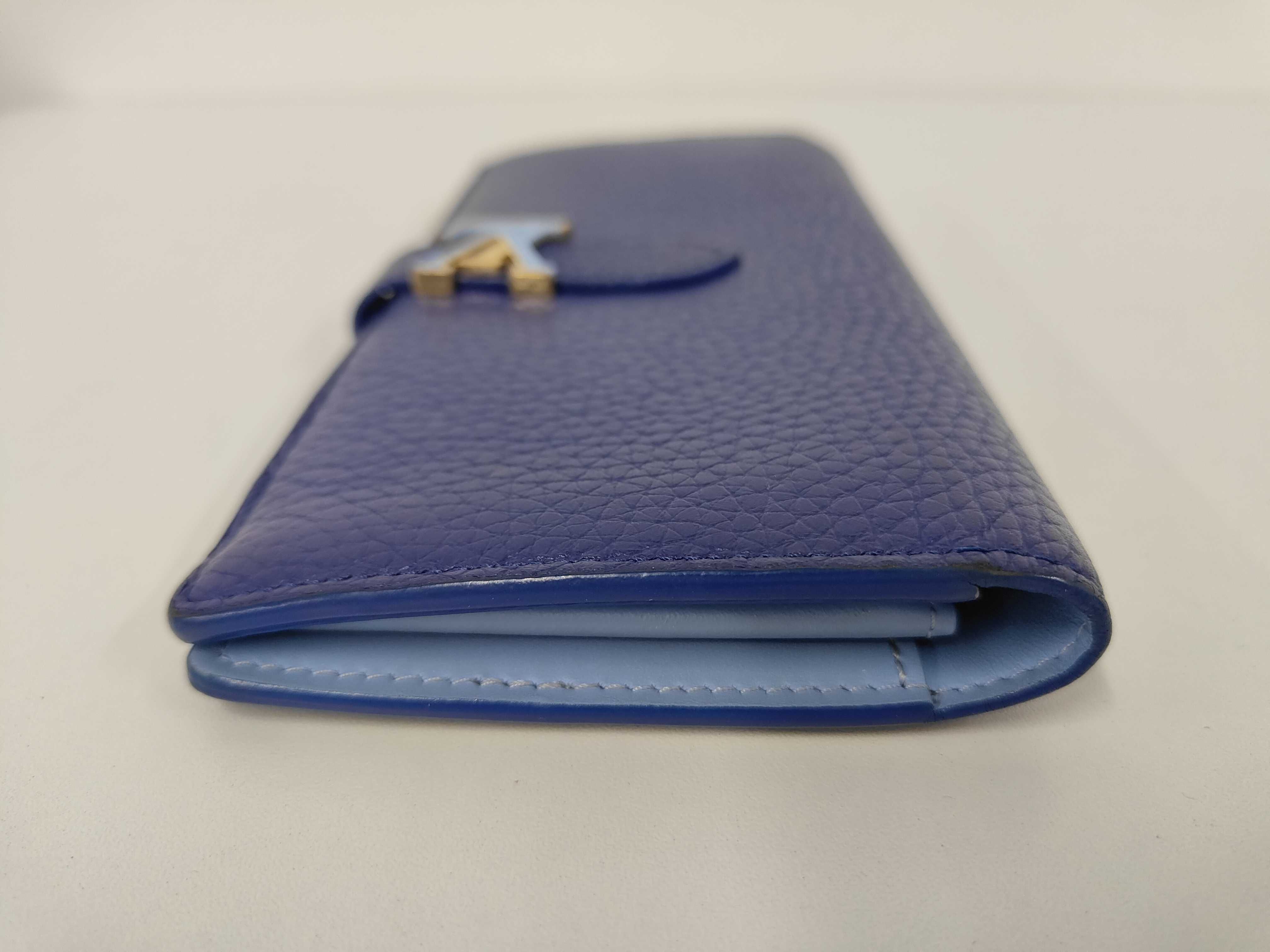 Taurillon LV Vertical Wallet M82441 RFID with initials — view 5