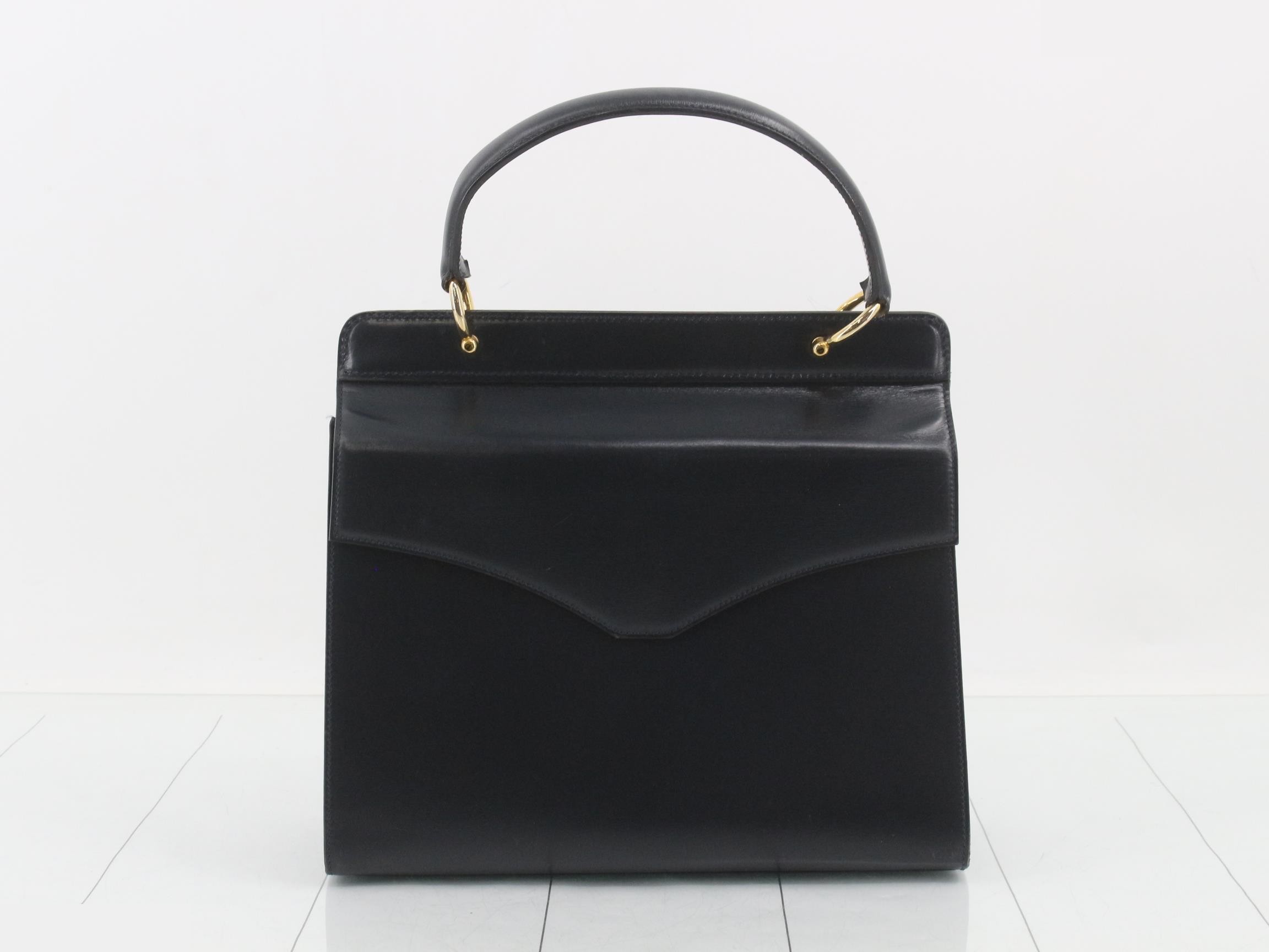 handbag — view 2