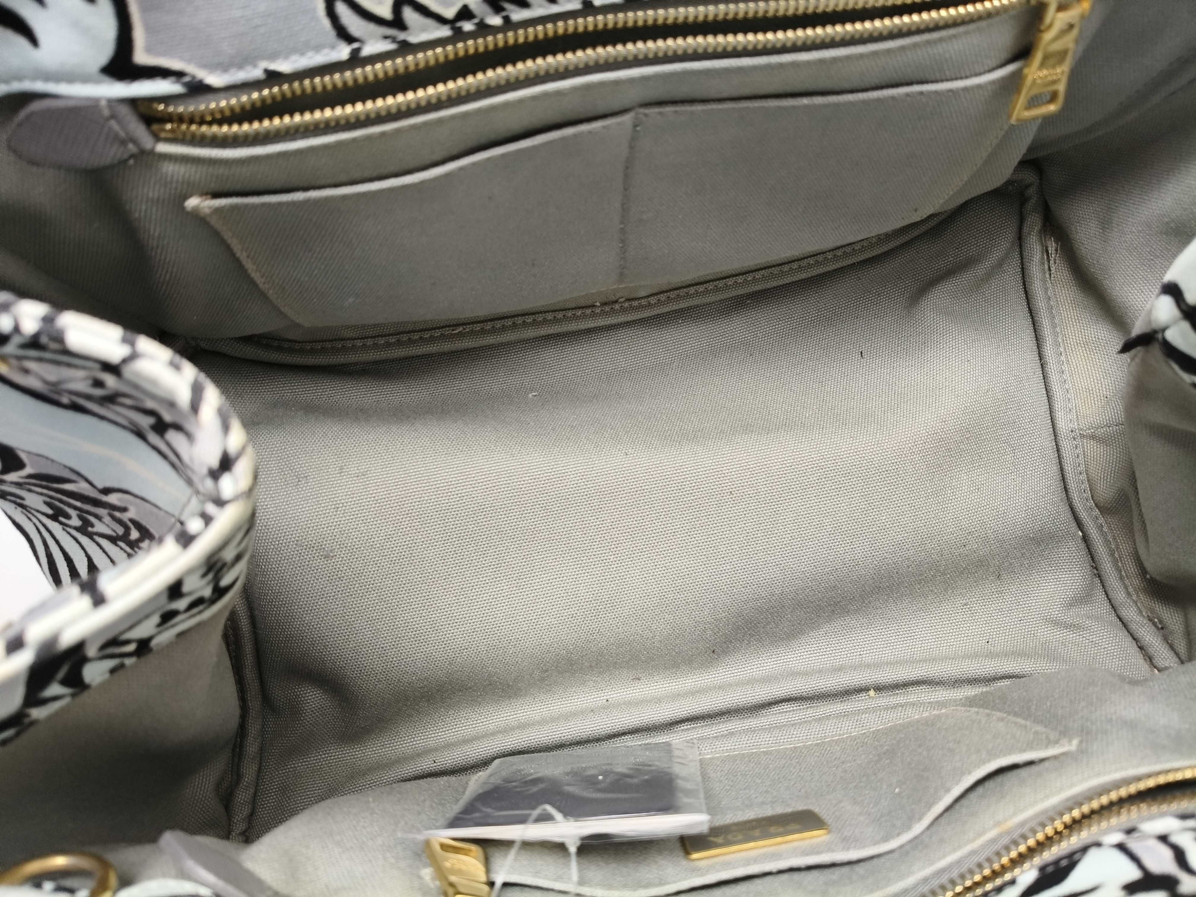 Canapa Floral Tote Bag — view 9