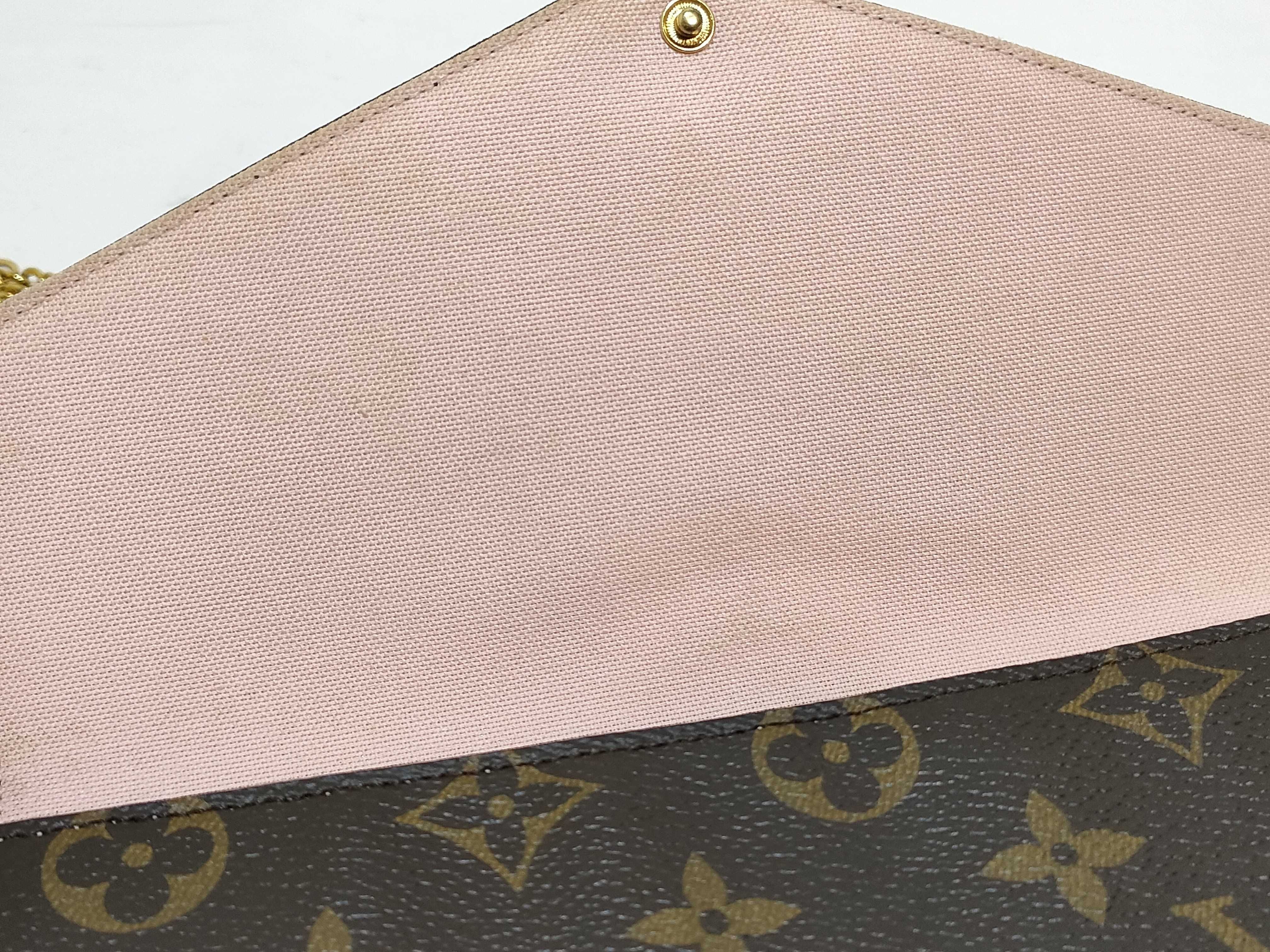 Monogram Louis Vuitton Chain Shoulder Bag — view 11