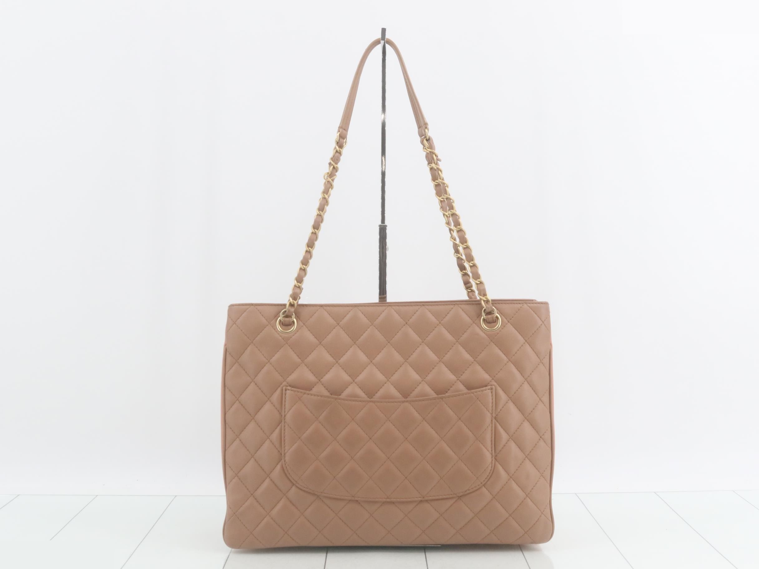 Two-tone chain tote bag, item number 25. — view 2