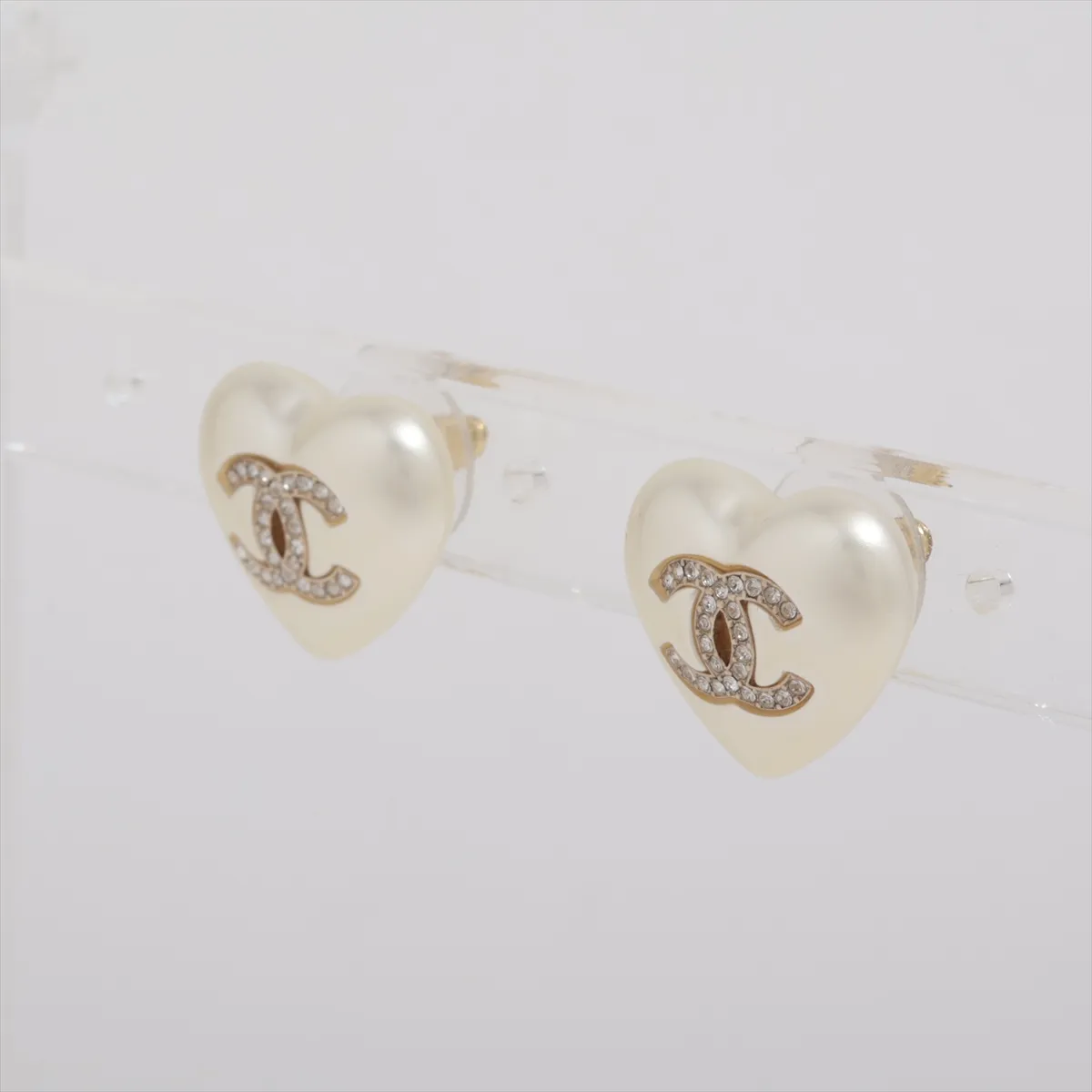 Coco Mark Heart A22V Earrings (Pair) GP x Rhinestone x Faux Pearl Gold - — view 3