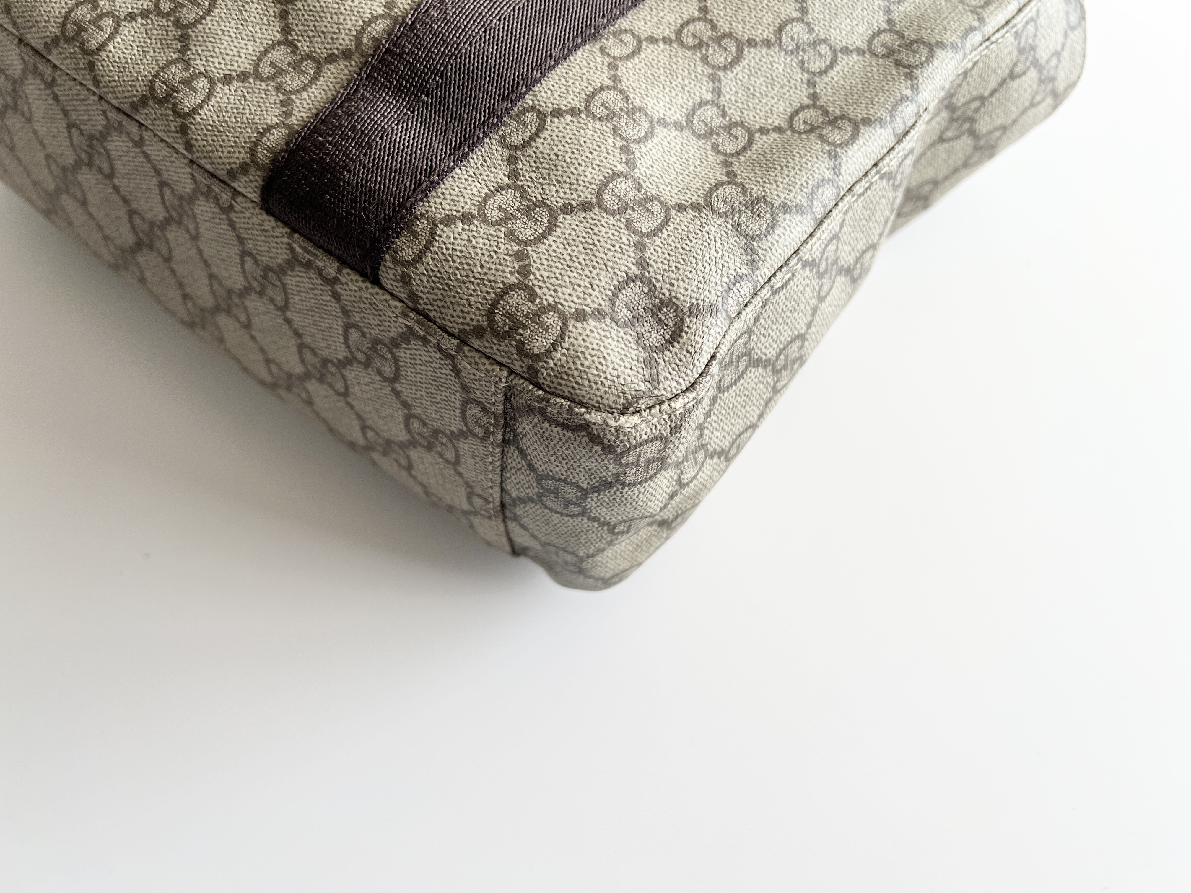 GG Supreme Logo Leather Handbag Tote Bag — view 11