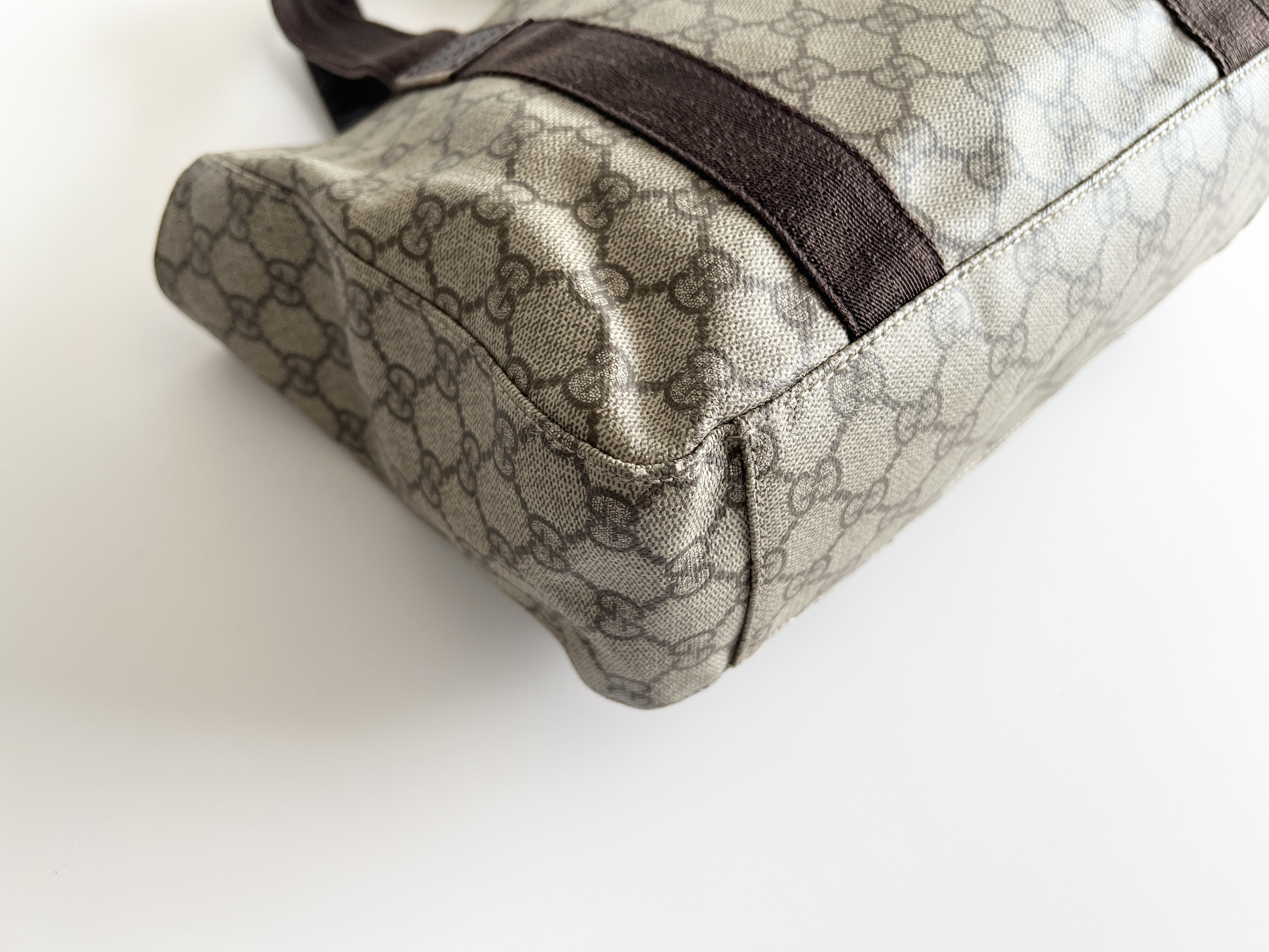 GG Supreme Logo Leather Handbag Tote Bag — view 12