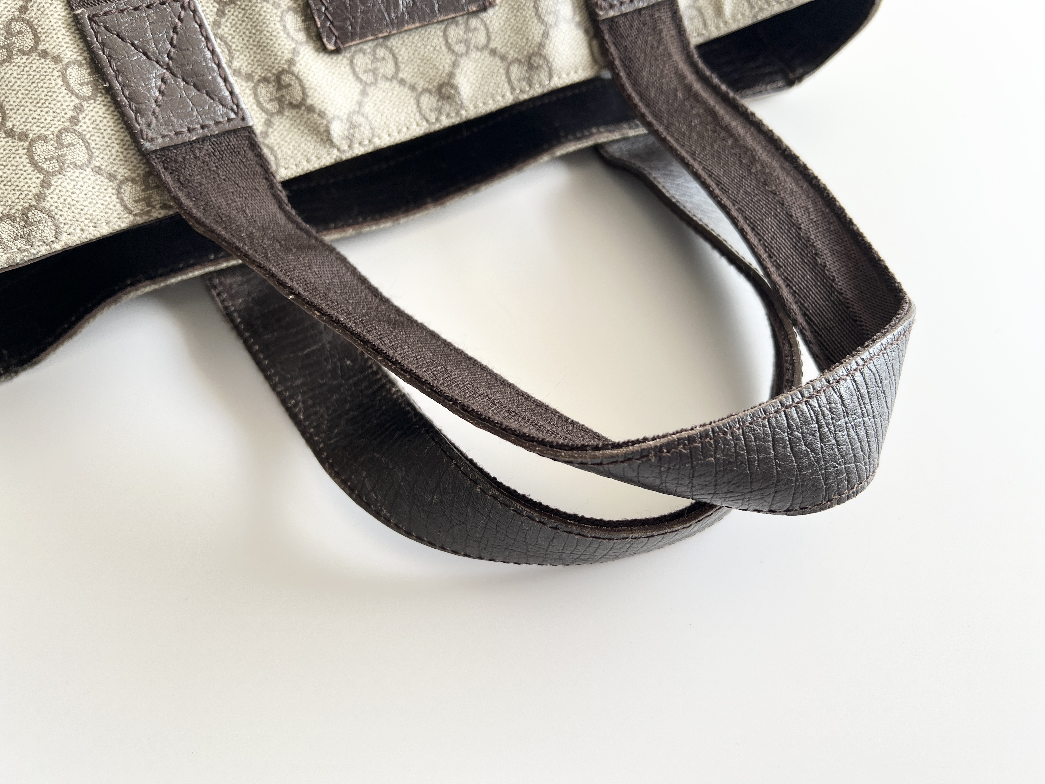 GG Supreme Logo Leather Handbag Tote Bag — view 3