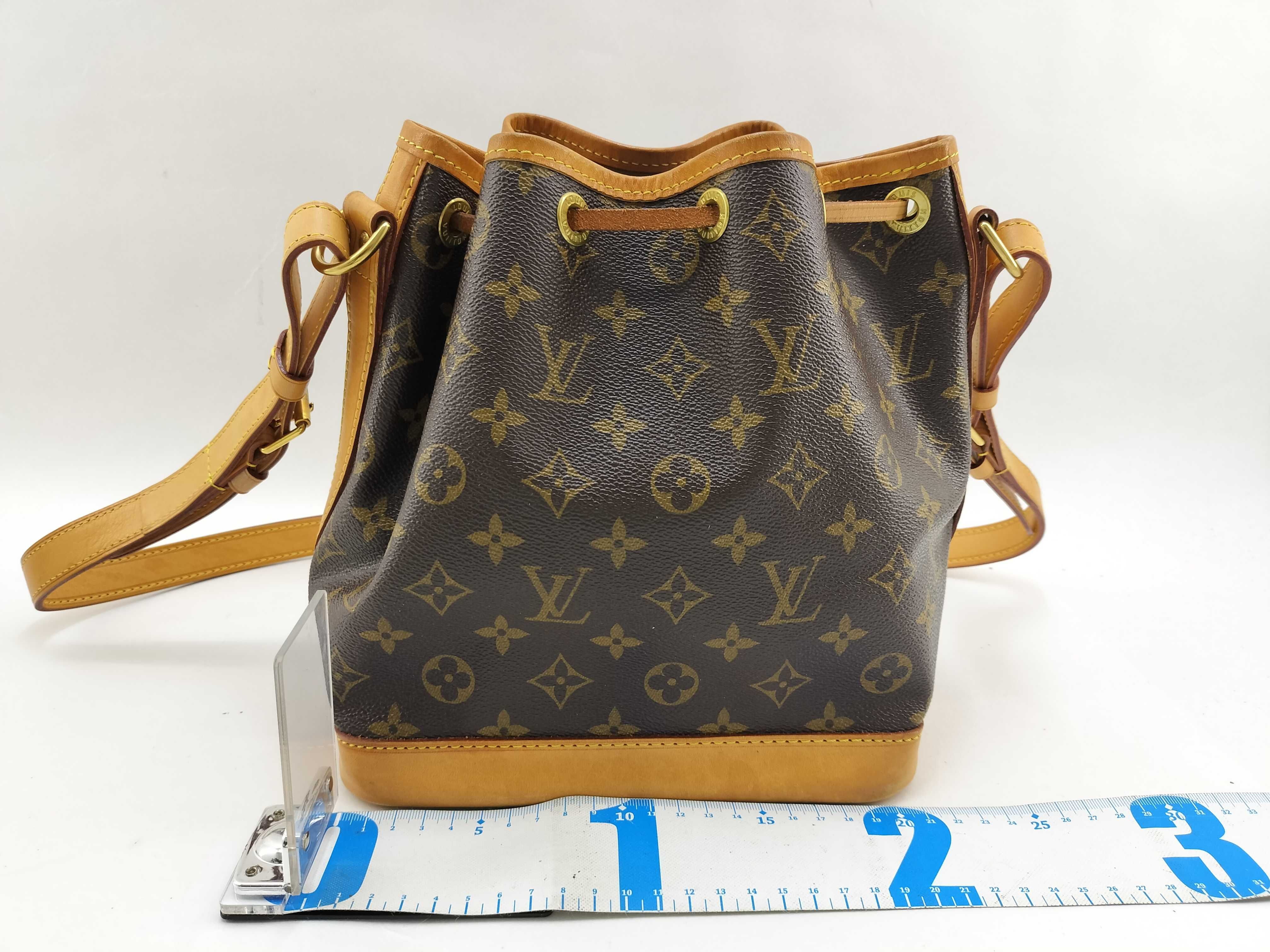 Monogram Noe BB M40817 Drawstring Shoulder Bag — view 2