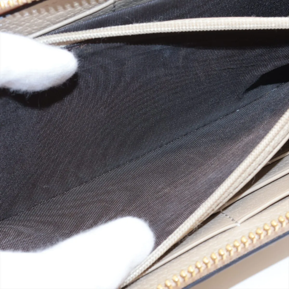 GG Supreme 523154 PVC x Leather Round Zip Wallet, Ivory — view 7