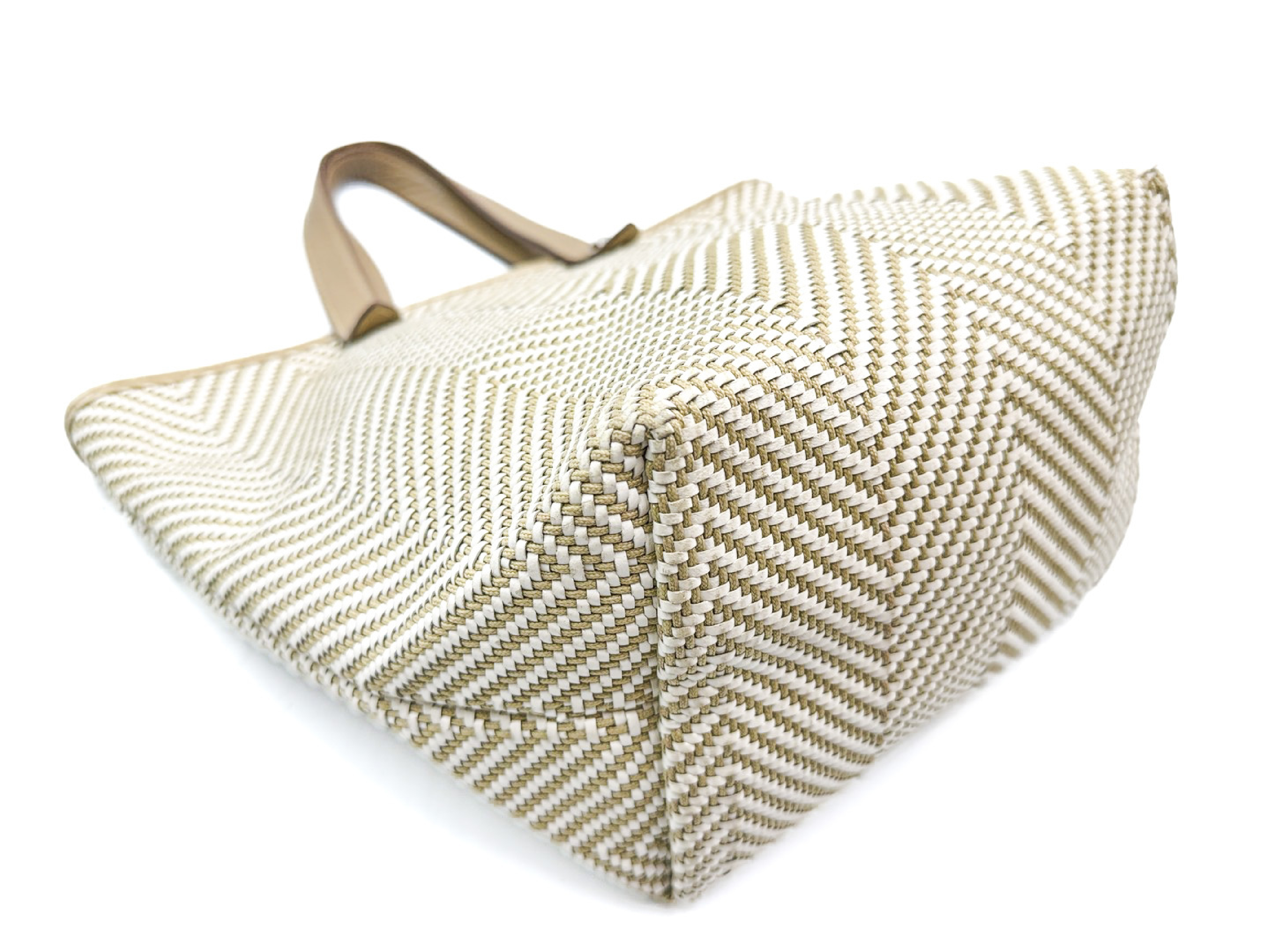 Cabas Chennai PM Leather Tote Bag — view 6