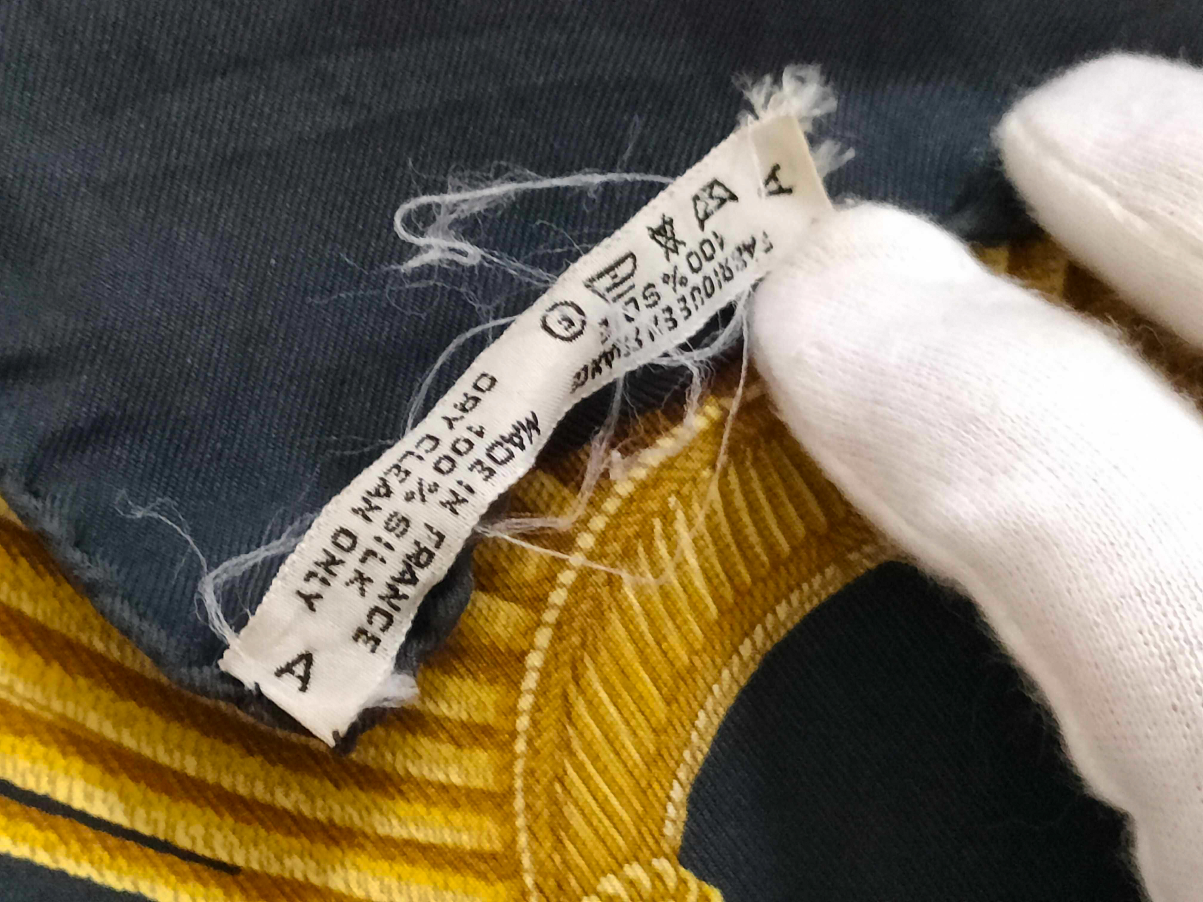 Carre 90 Poste et Cavalerie (Post et Cavalerie) Saber-shaped pouch and other accessories — view 4