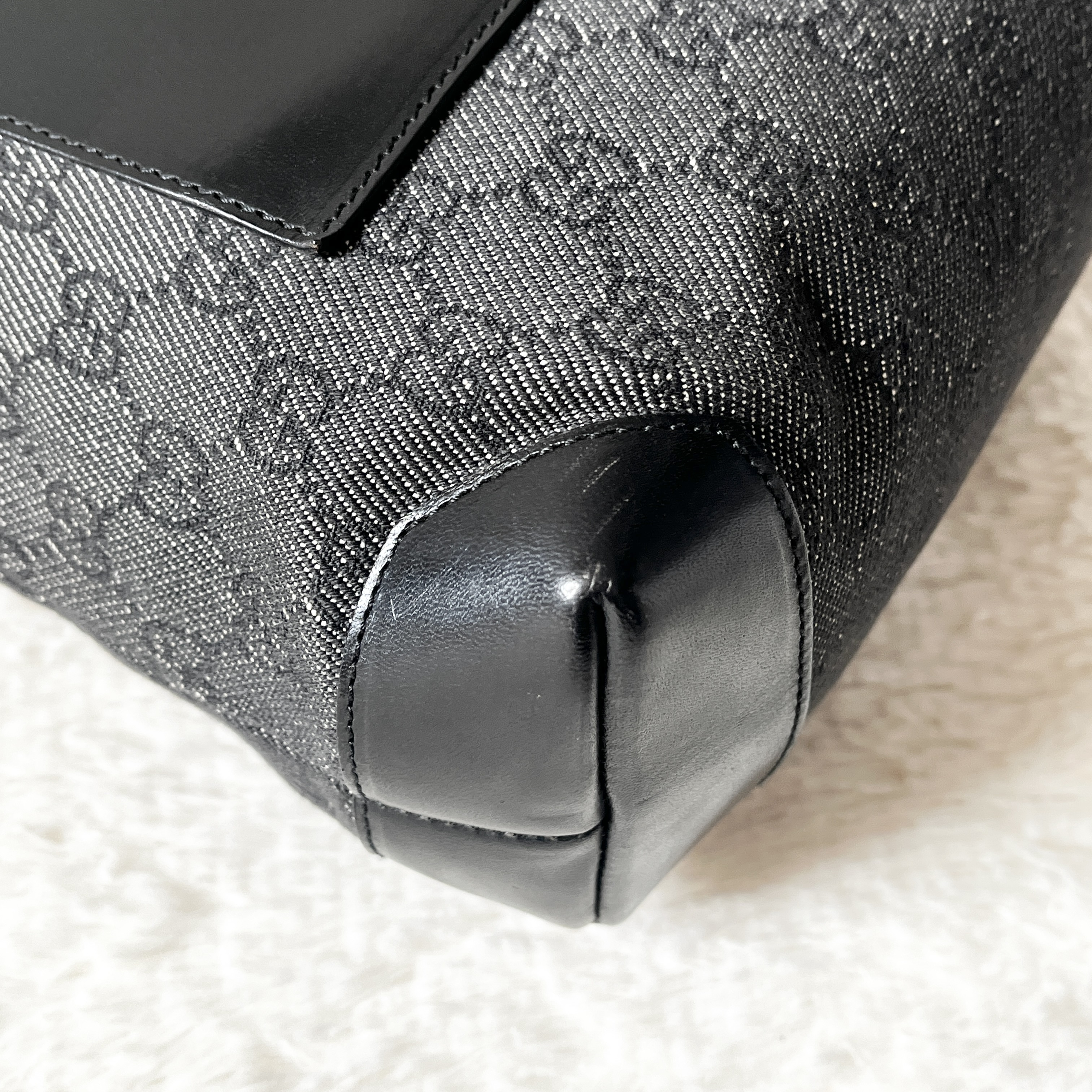 handbag — view 7
