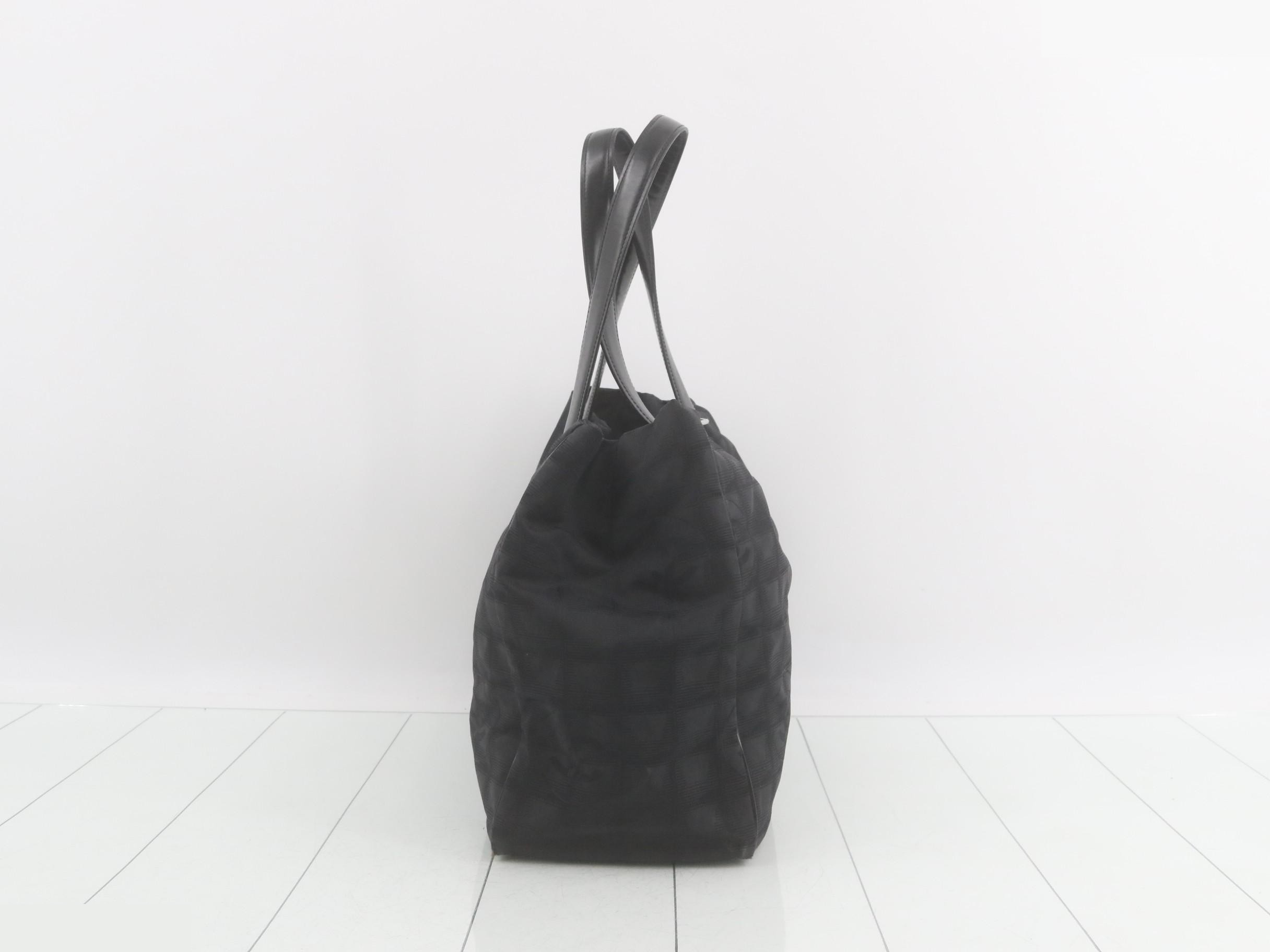 New Travel Nylon Tote Bag, Unit #8 — view 3